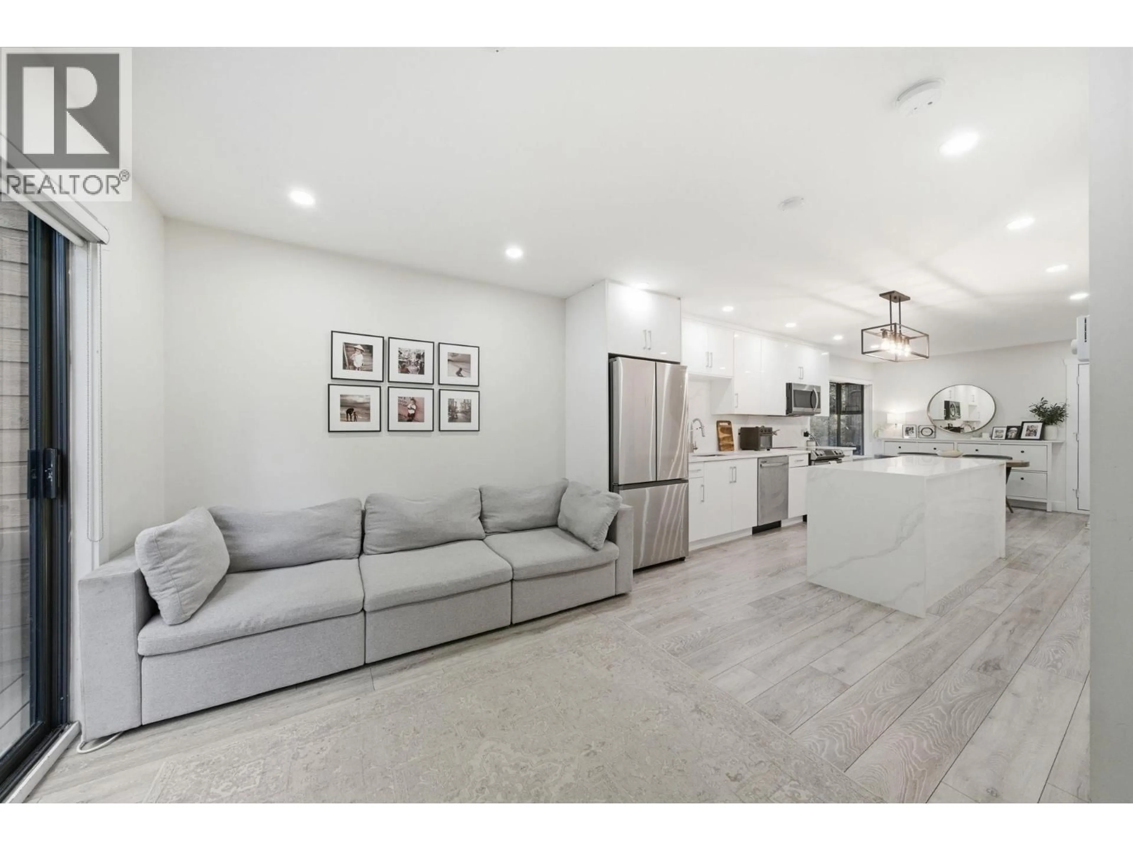 Open concept kitchen, unknown for 4328 GARDEN GROVE DRIVE, Burnaby British Columbia V5G4G6