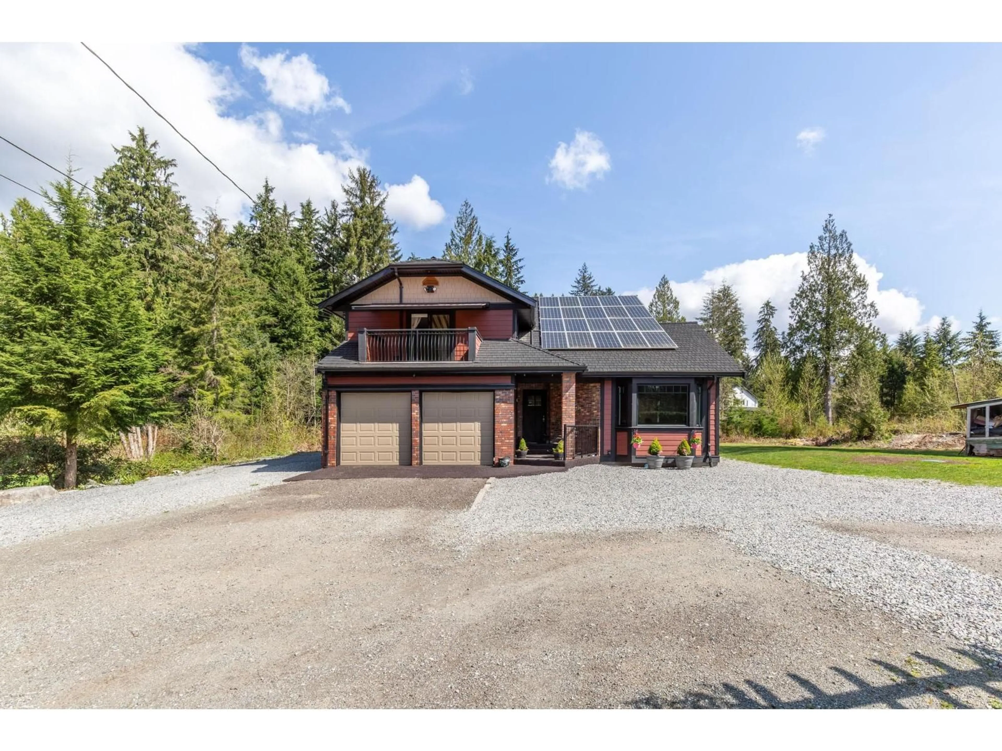 A pic from outside/outdoor area/front of a property/back of a property/a pic from drone, unknown for 9328 LARKSPUR AVENUE, Mission British Columbia V2V7C9