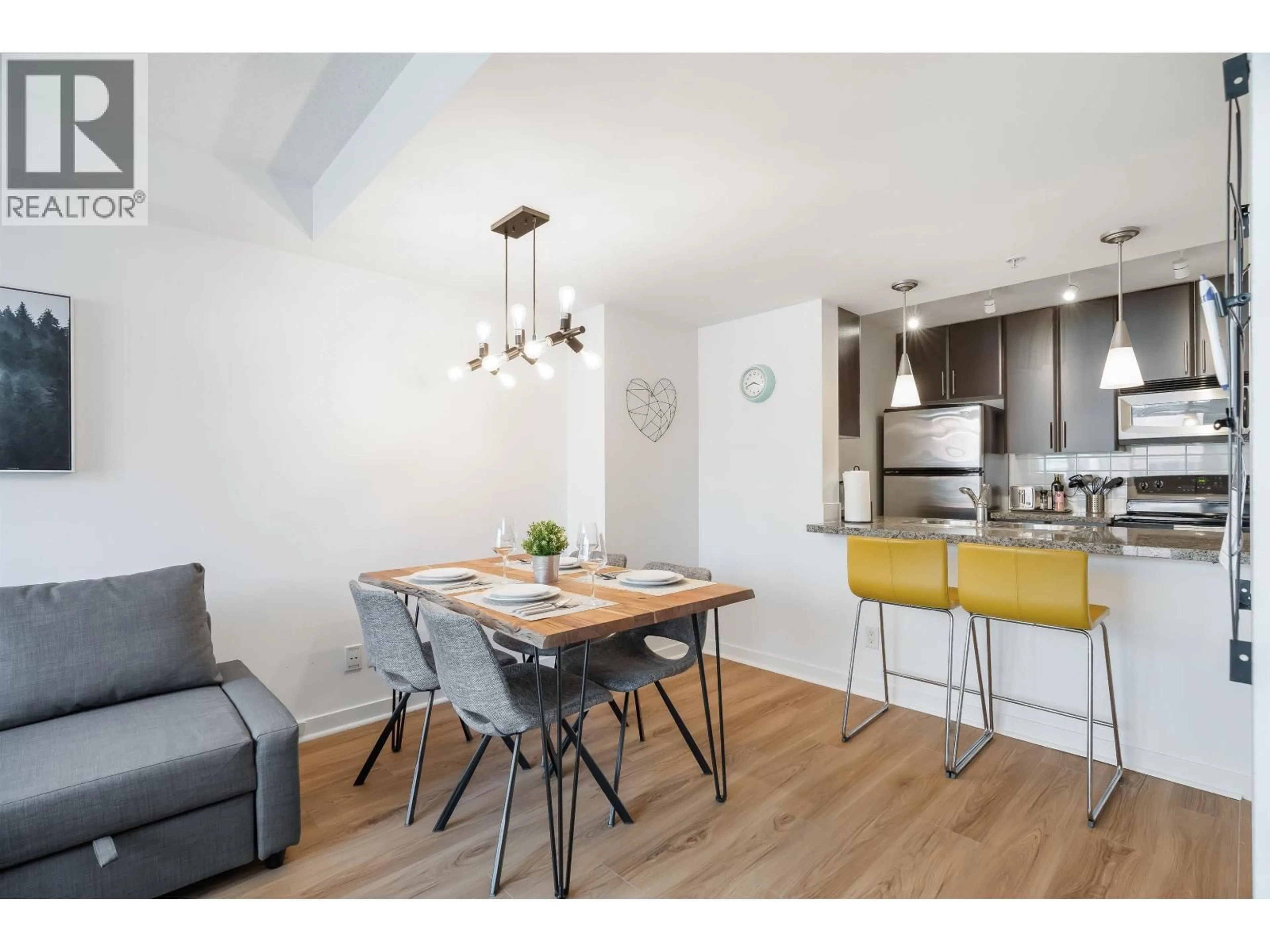 Open concept kitchen, wood/laminate floor for 517 - 618 ABBOTT STREET, Vancouver British Columbia V6B0C1