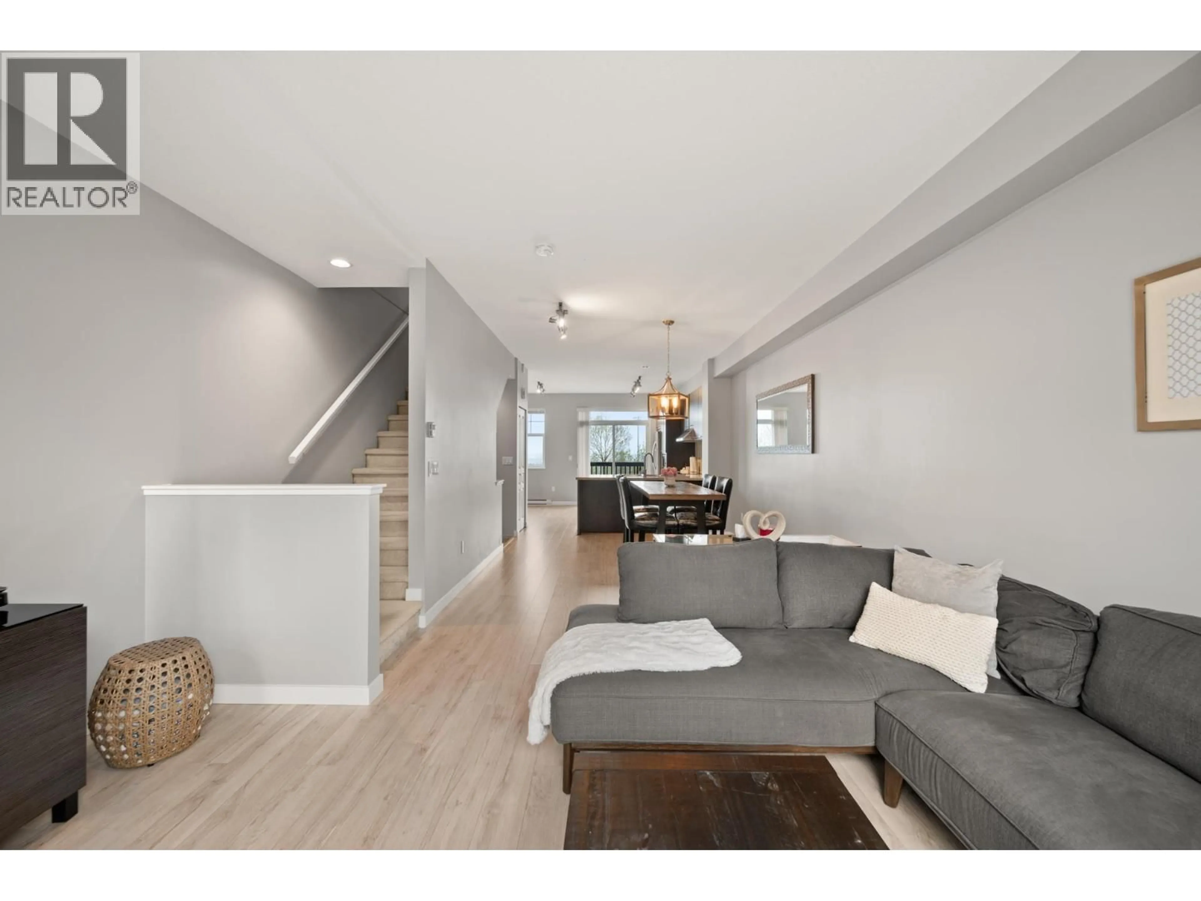 Living room with furniture, unknown for 27 - 1338 HAMES CRESCENT, Coquitlam British Columbia V3E0J2