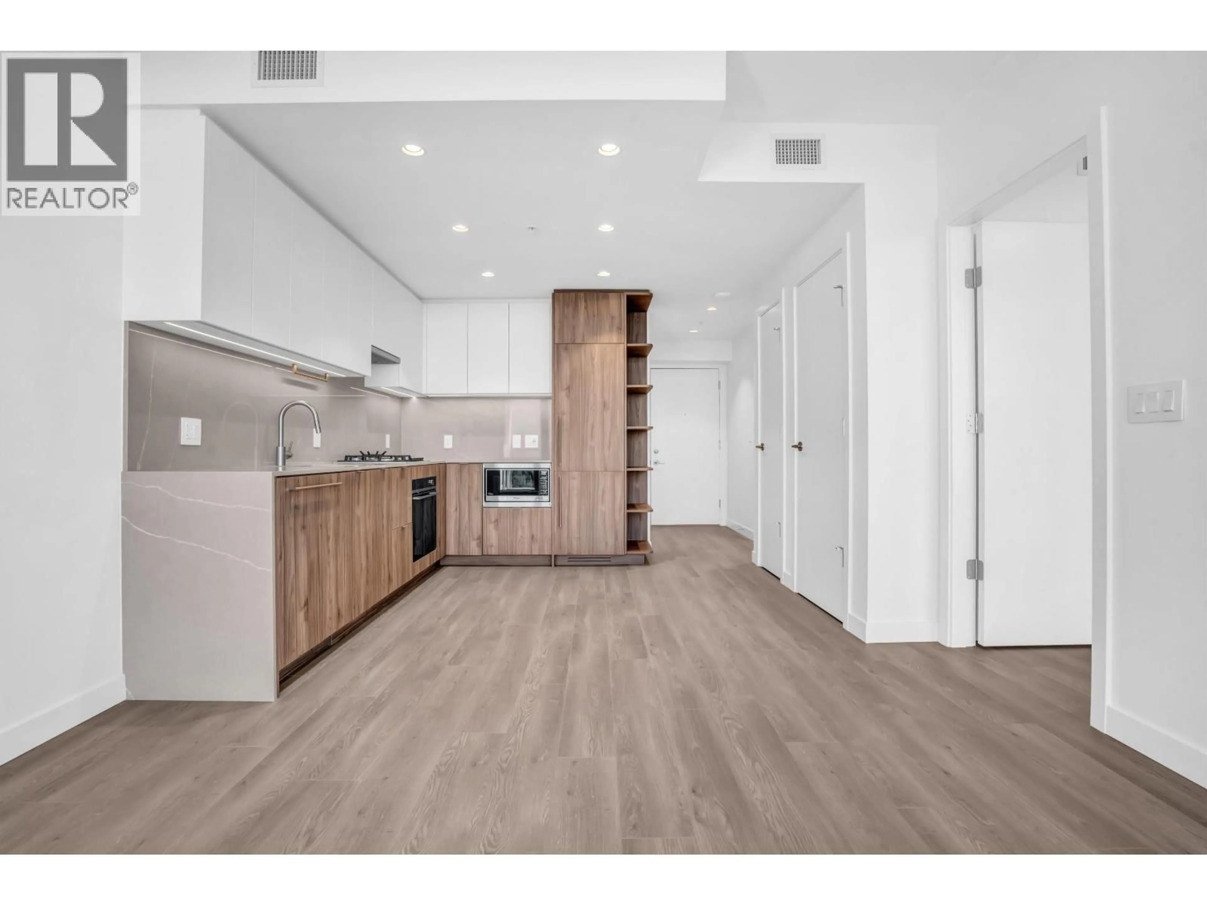 Open concept kitchen, wood/laminate floor for 1605 - 505 NELSON STREET, Coquitlam British Columbia V3J0R5