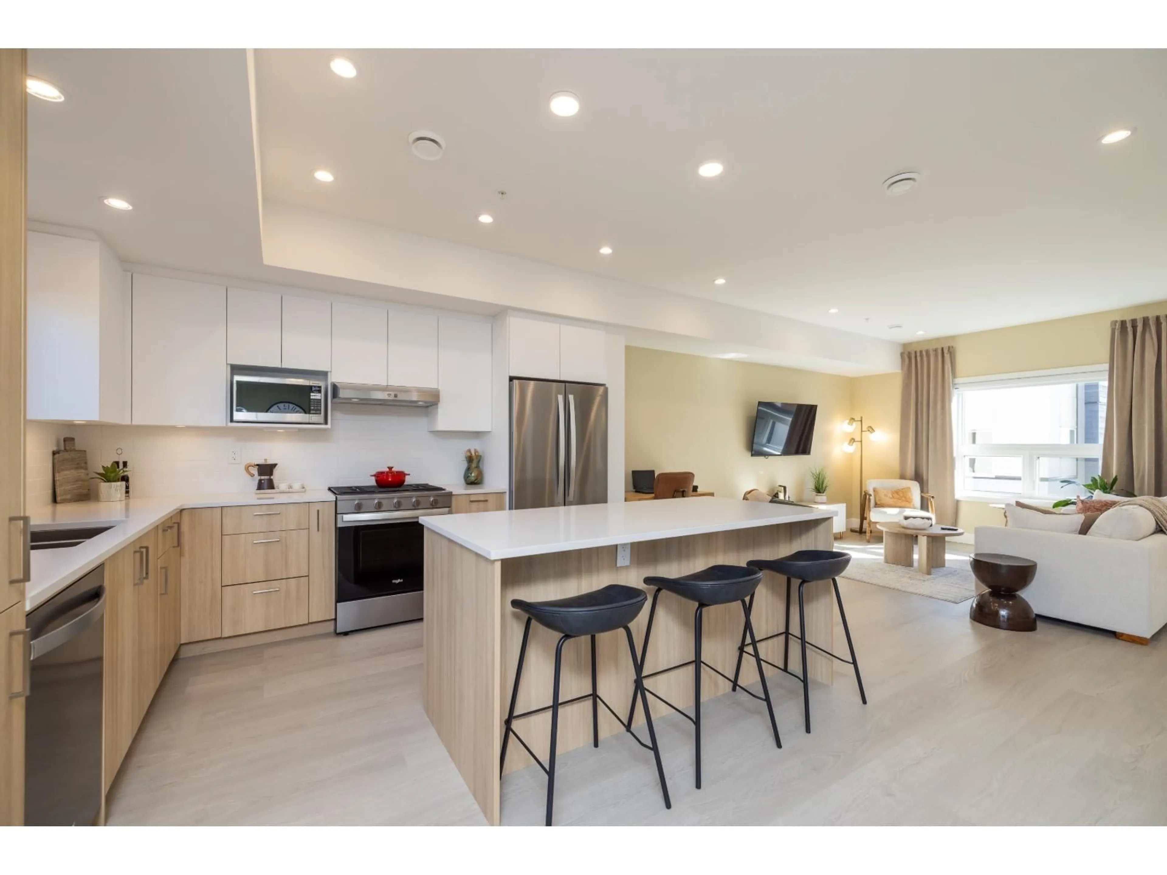 Open concept kitchen, ceramic/tile floor for 91 - 7381 PRESTON BOULEVARD, Mission British Columbia V2V1C5