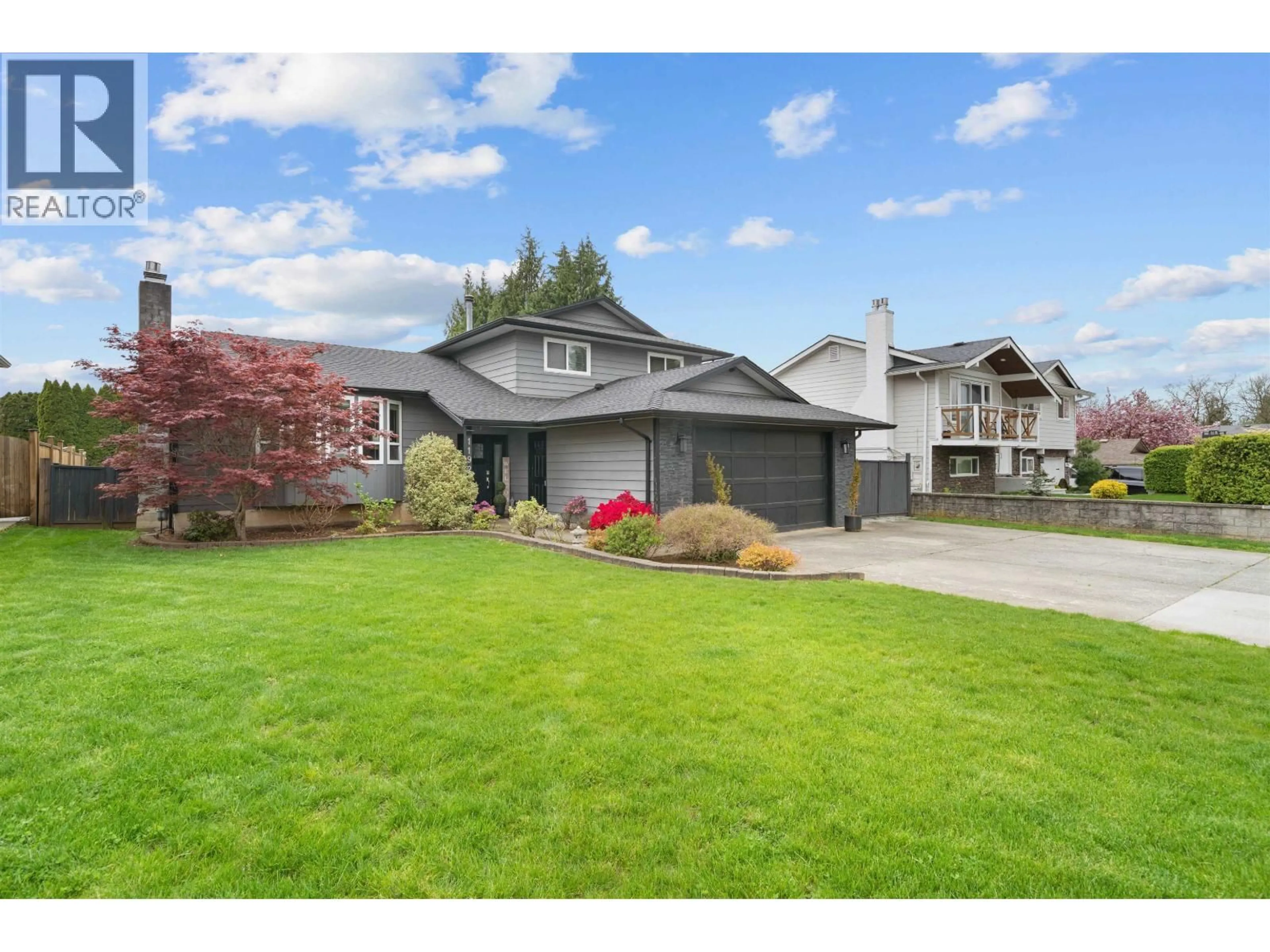 Home with vinyl exterior material, street for 11923 194B STREET, Pitt Meadows British Columbia V3Y1K3