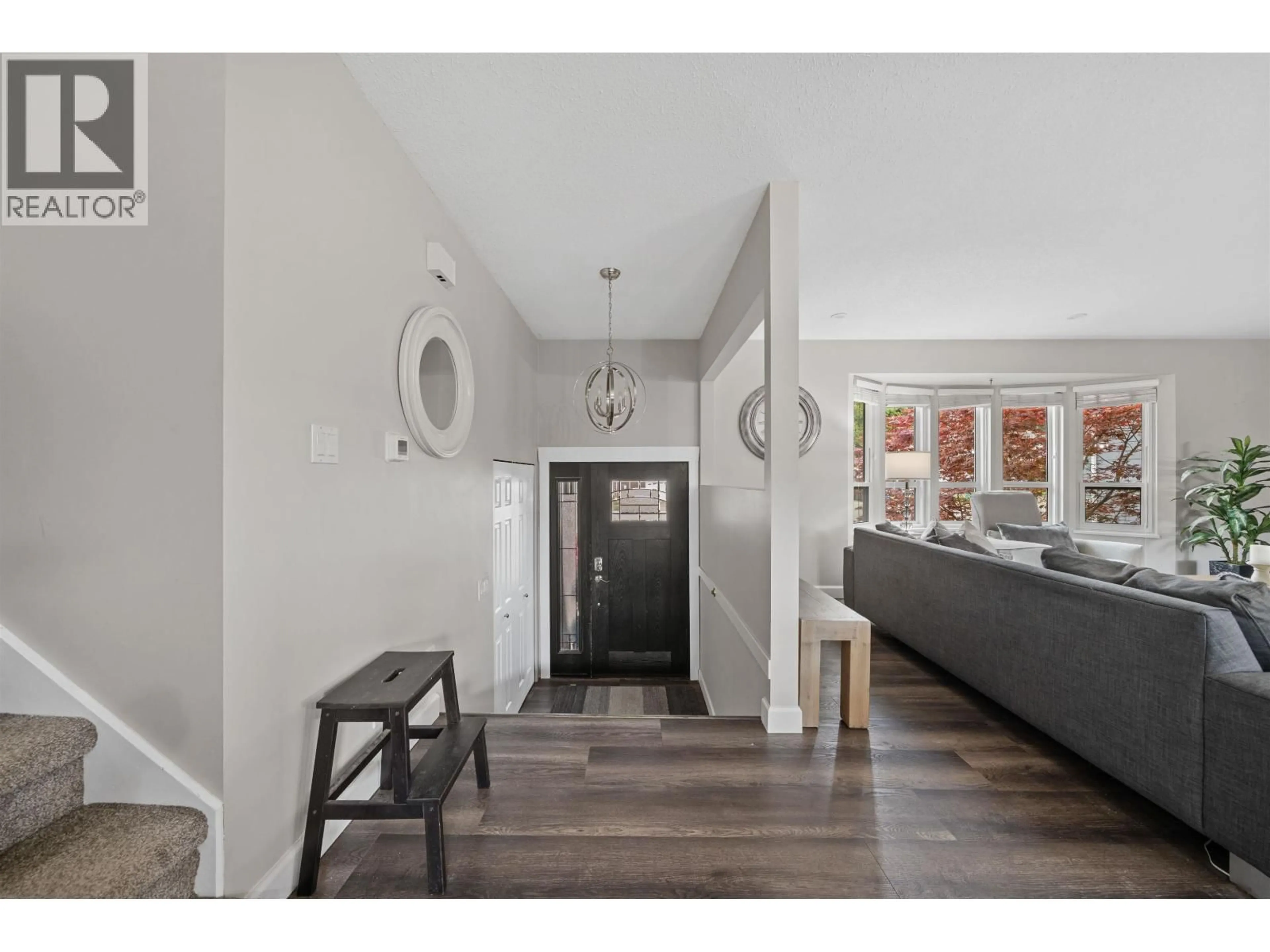 Indoor entryway for 11923 194B STREET, Pitt Meadows British Columbia V3Y1K3