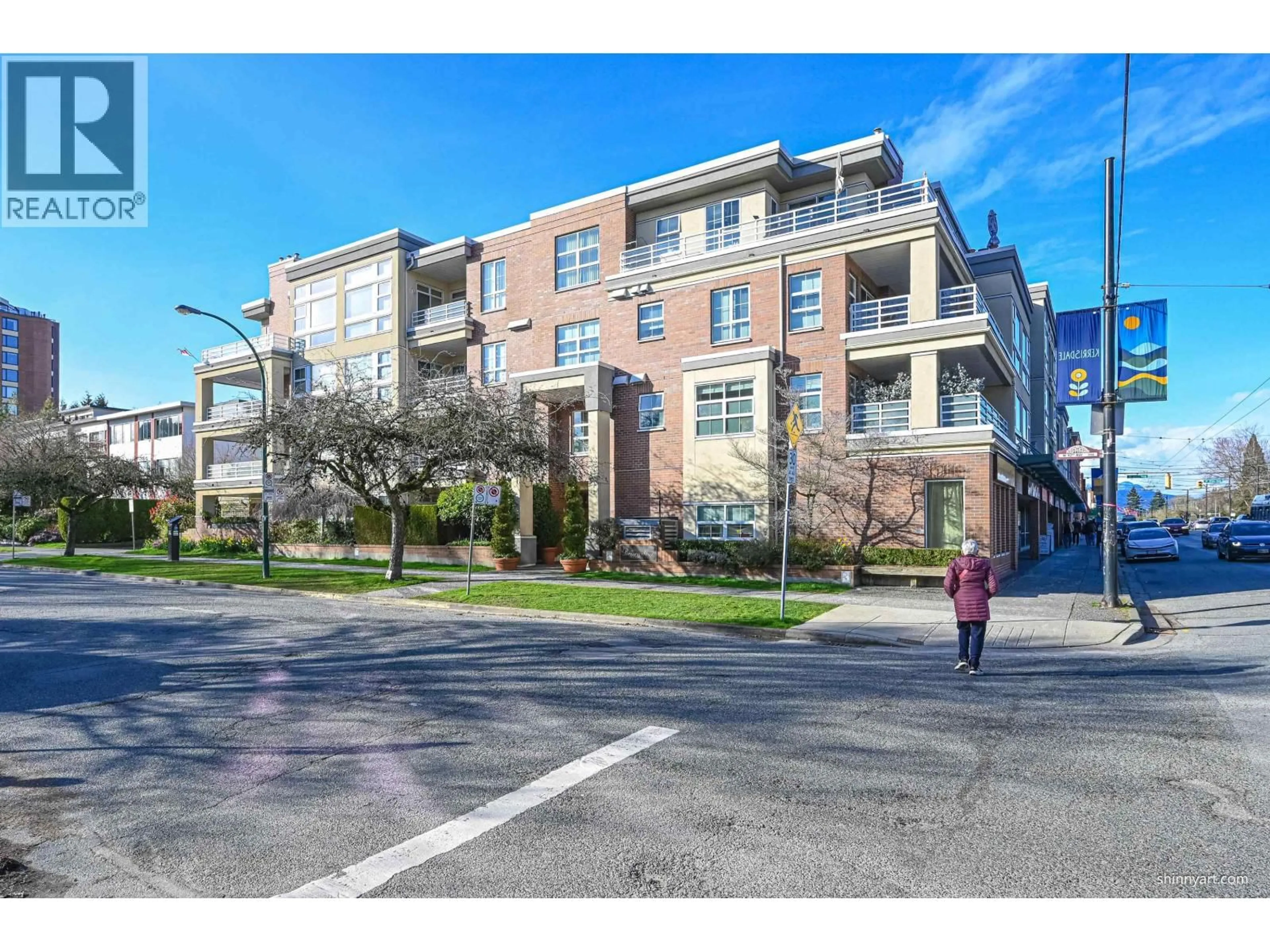 A pic from outside/outdoor area/front of a property/back of a property/a pic from drone, street for 201 - 2105 42ND AVENUE, Vancouver British Columbia V6M2B7