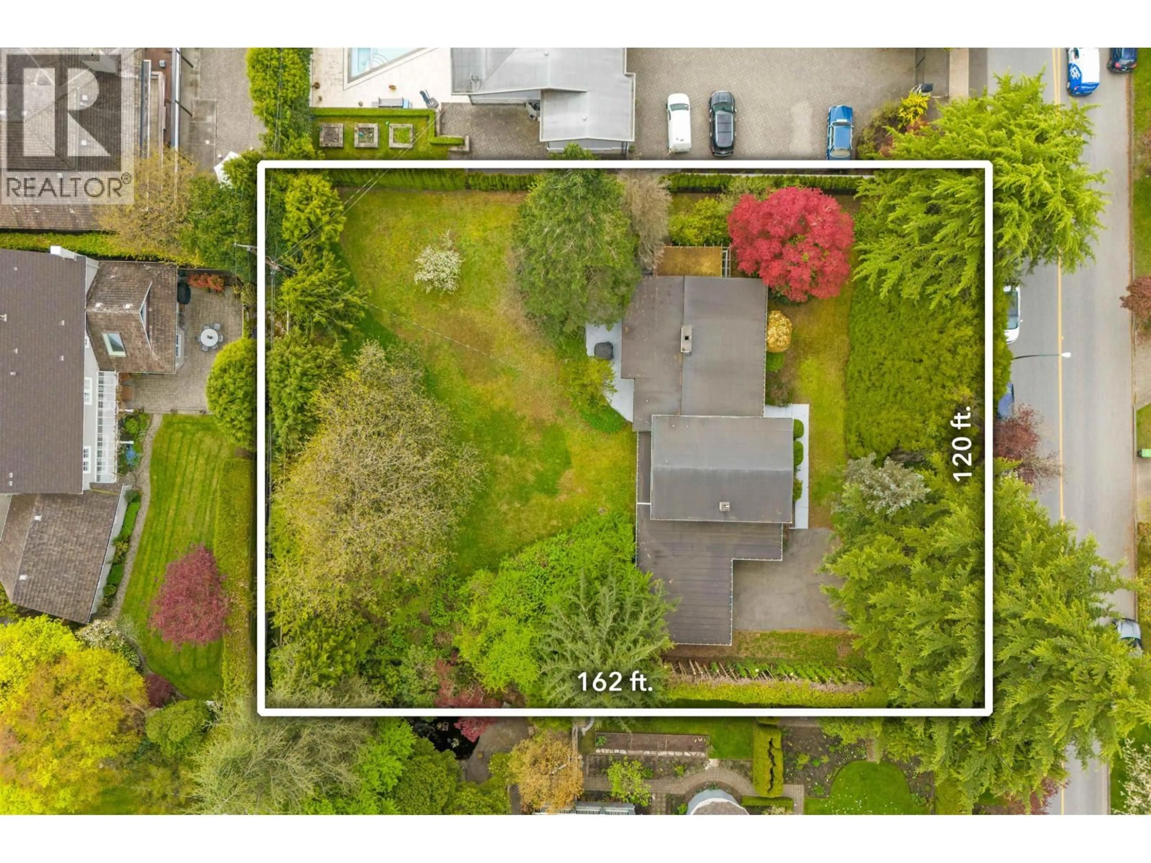 A pic from outside/outdoor area/front of a property/back of a property/a pic from drone, street for 6150 BLENHEIM STREET, Vancouver British Columbia V6N1R1