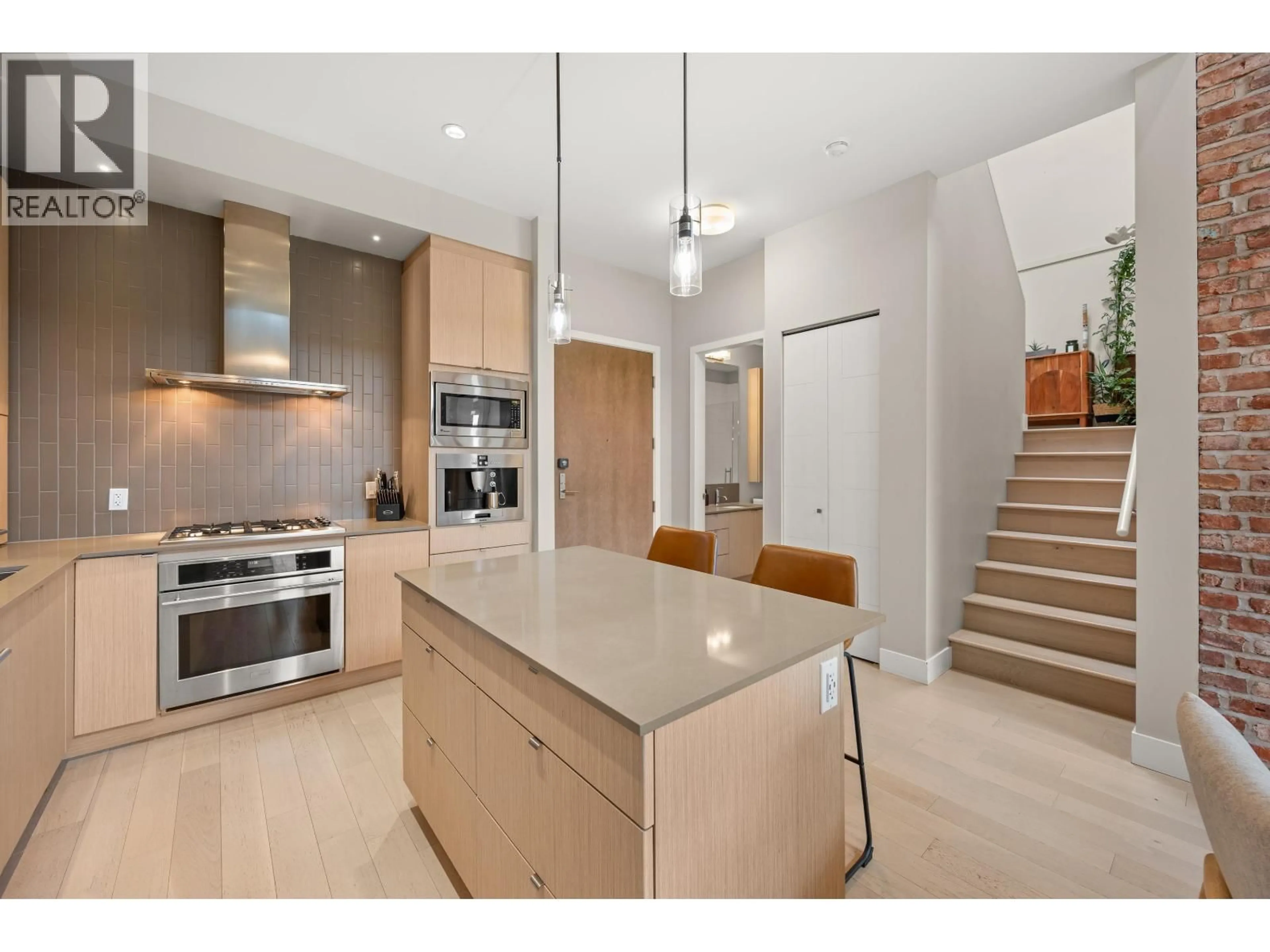 Open concept kitchen, unknown for 414 - 262 SALTER STREET, New Westminster British Columbia V3M0J6
