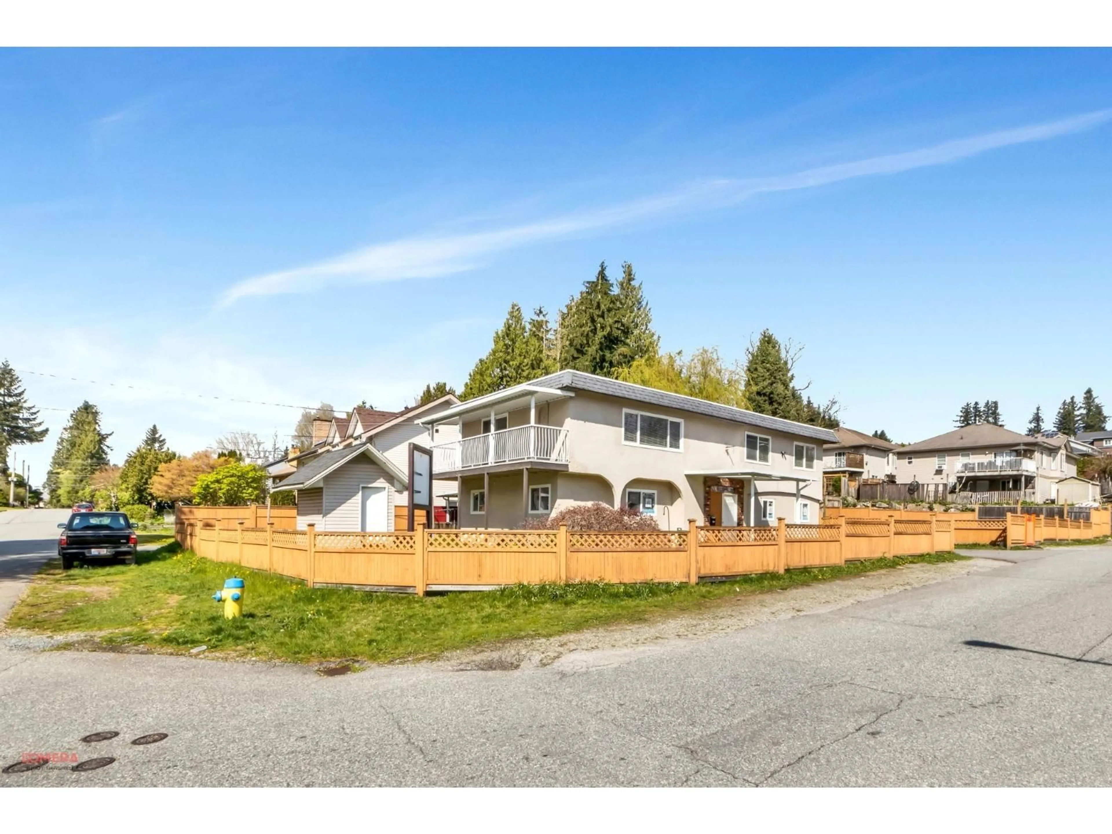 A pic from outside/outdoor area/front of a property/back of a property/a pic from drone, street for 32891 BAKERVIEW AVENUE, Mission British Columbia V2V2P8