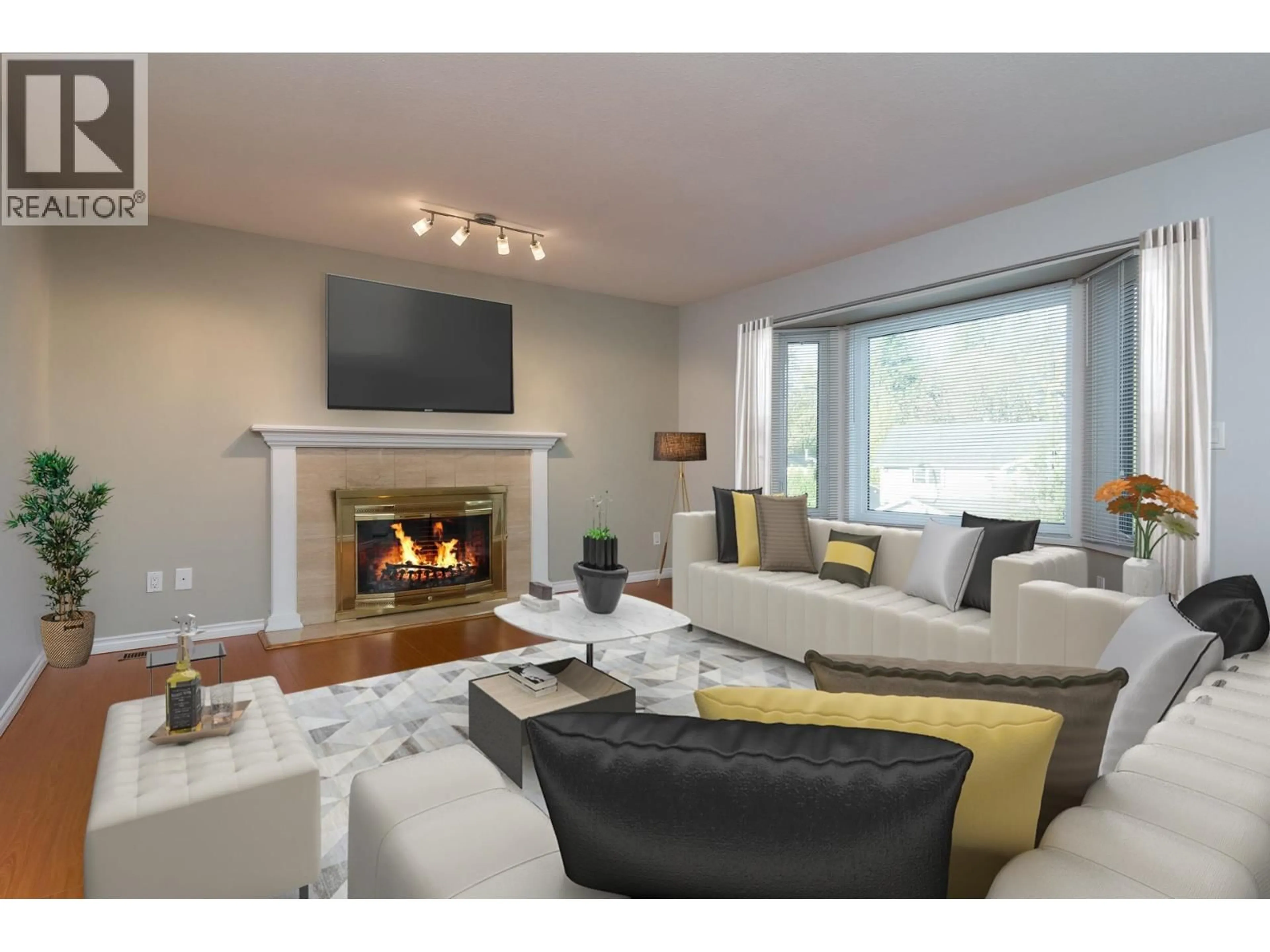 Living room with furniture, wood/laminate floor for 11310 HARRISON STREET, Maple Ridge British Columbia V2X9P6