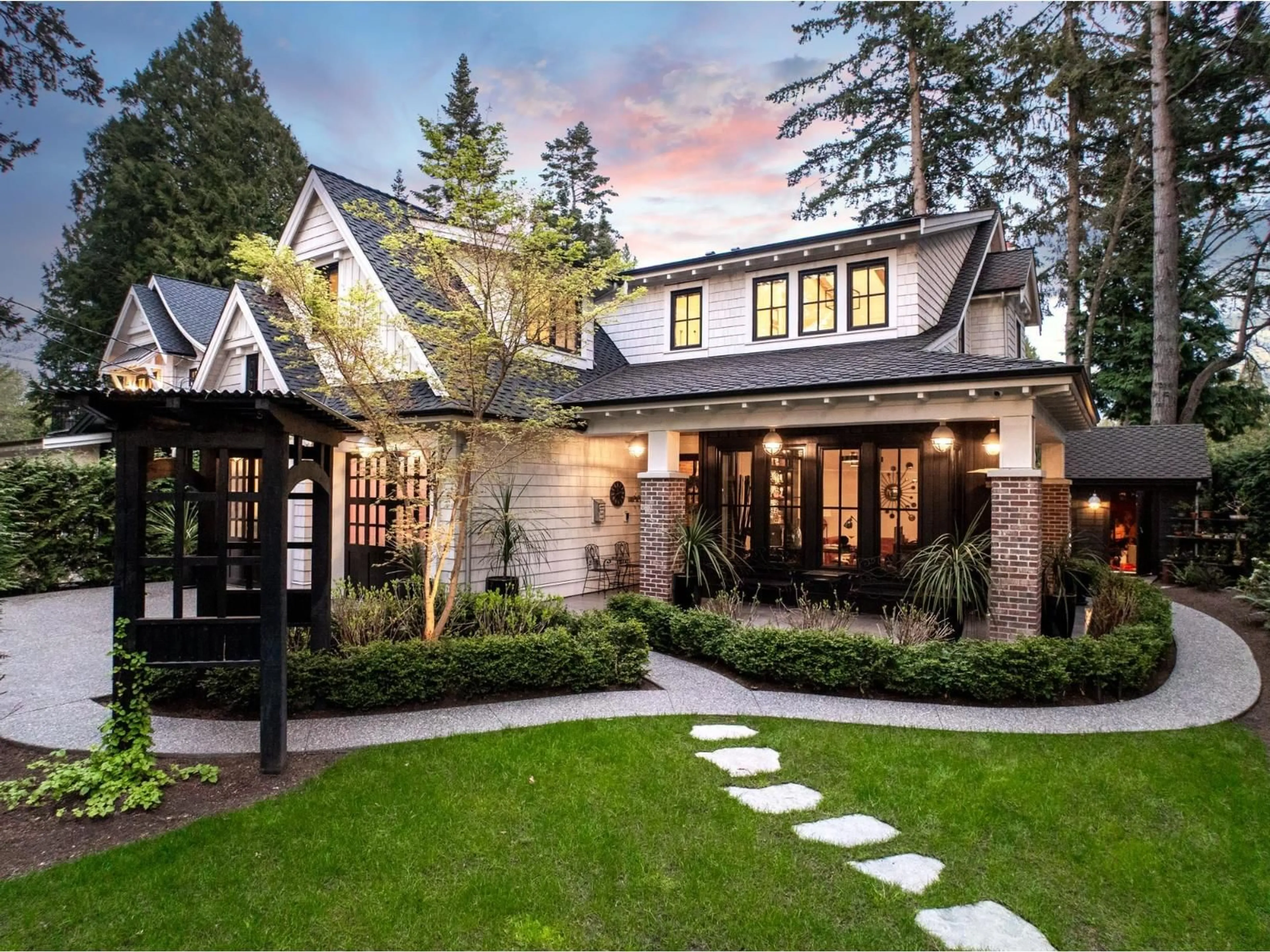Home with brick exterior material, mountain view for 2408 CHRISTOPHERSON ROAD, Surrey British Columbia V4A5W2