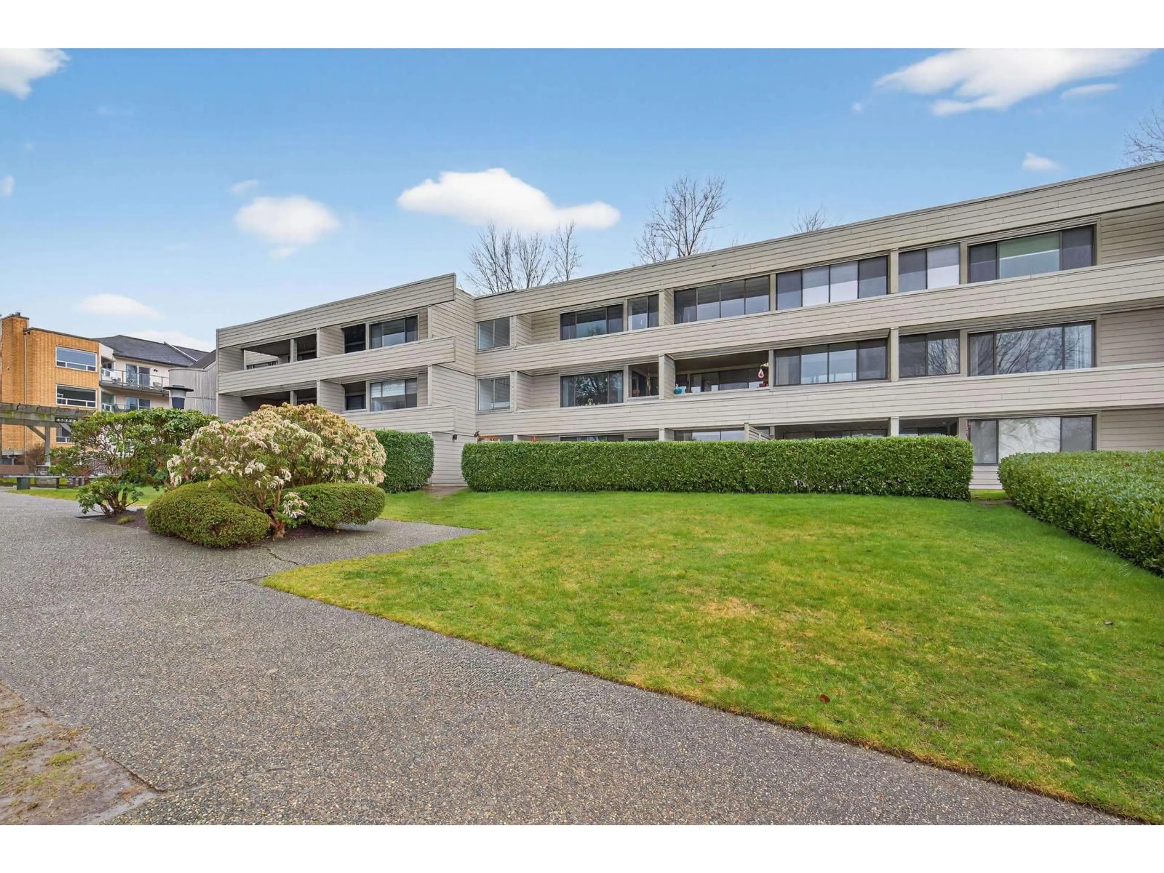 Unknown for 109 - 15272 19 AVENUE, Surrey British Columbia V4A1X6