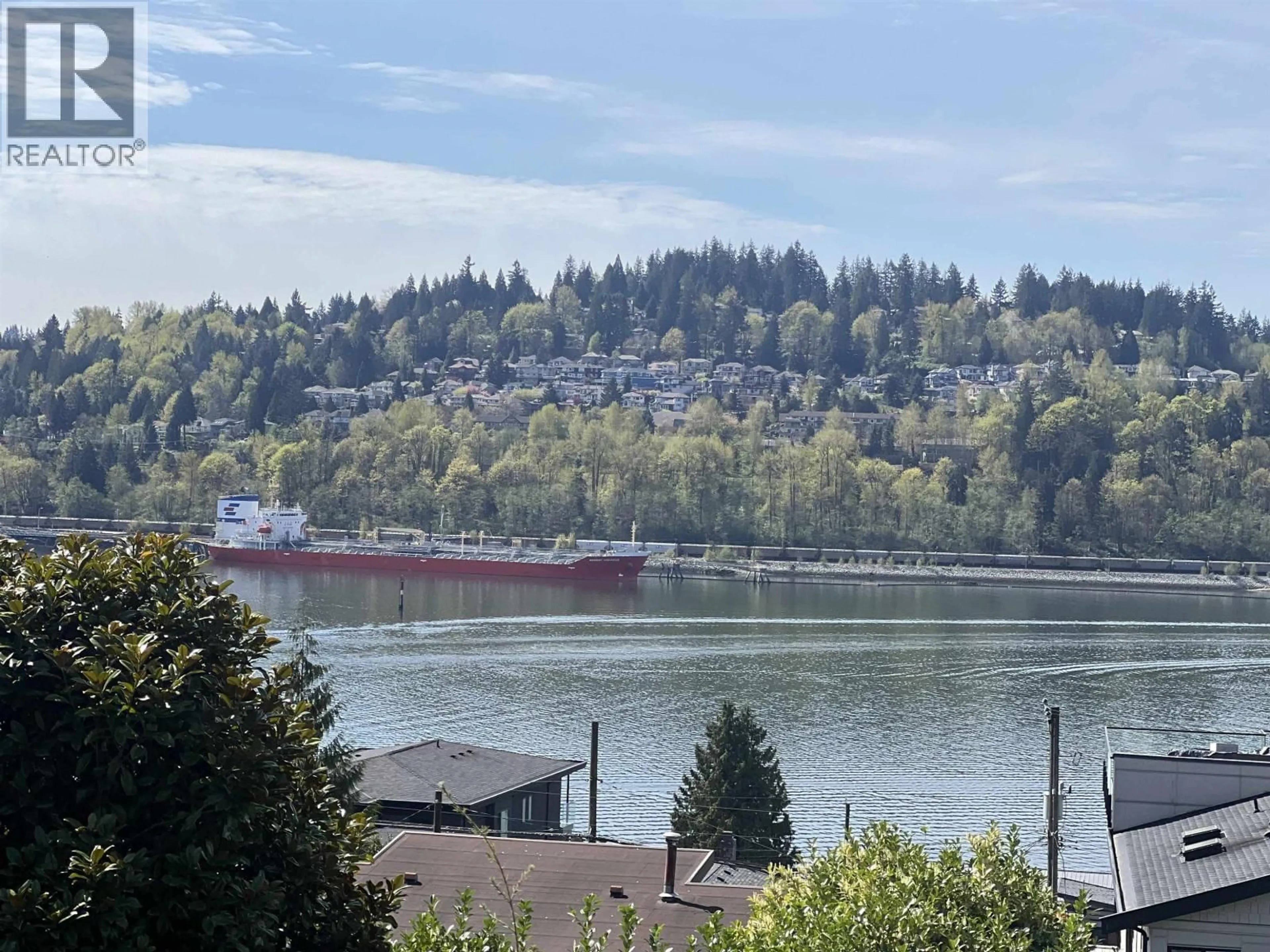 Blurry image for 120 APRIL ROAD, Port Moody British Columbia V3H3M5