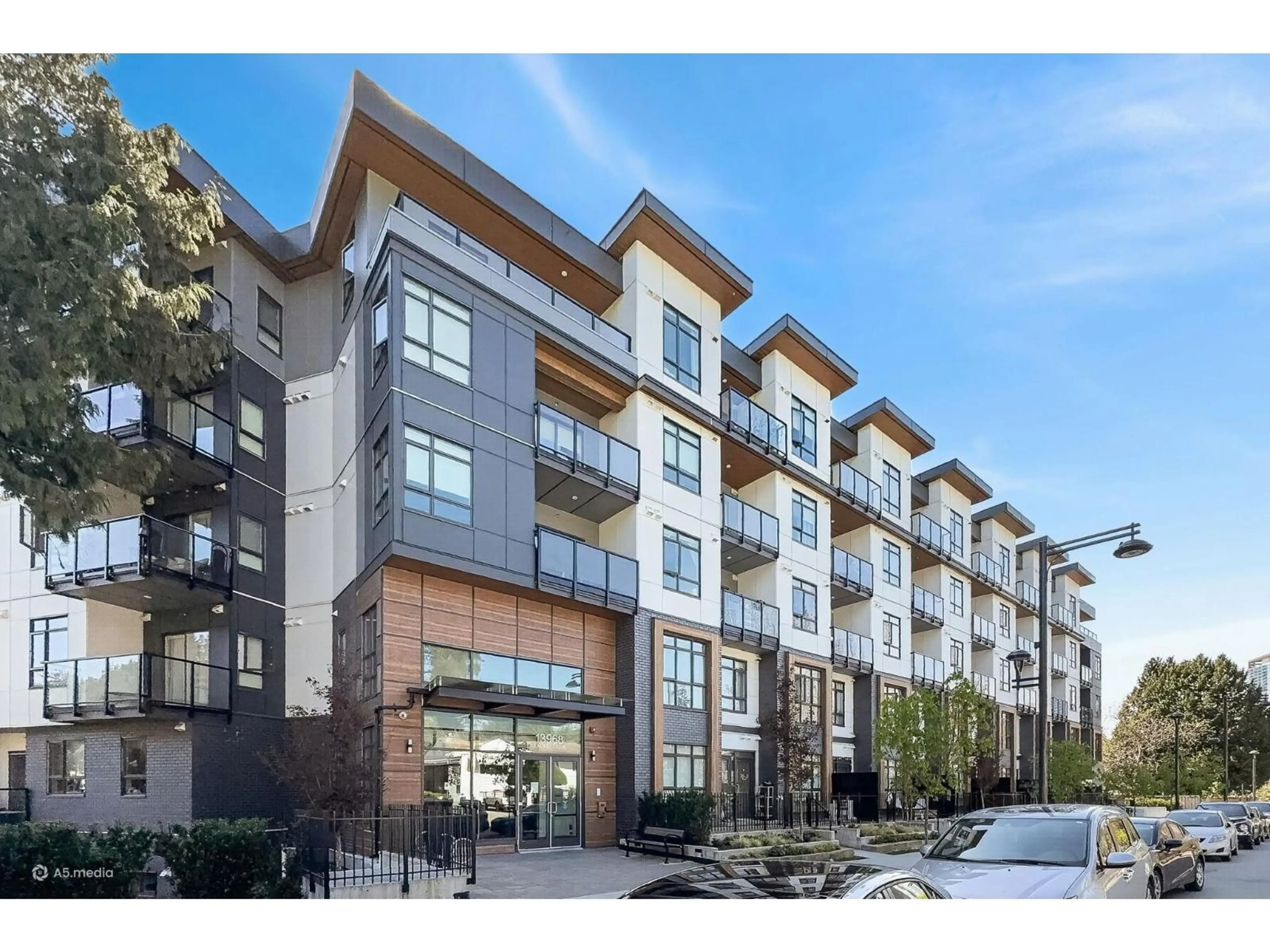 Unknown for 318 - 13968 LAUREL DRIVE, Surrey British Columbia V3T0S9