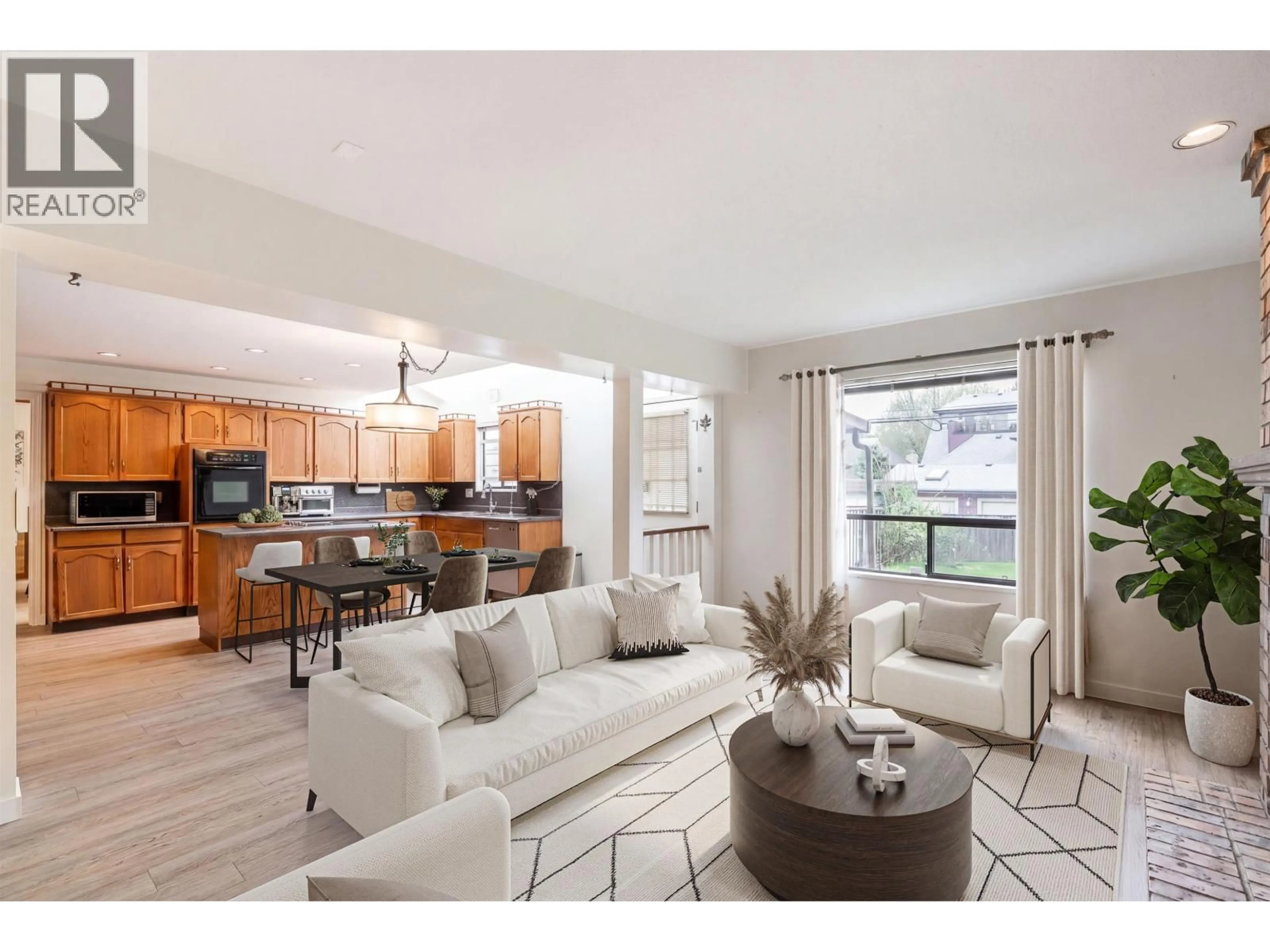 Living room with furniture, unknown for 2235 16TH AVENUE, Vancouver British Columbia V6K3B4