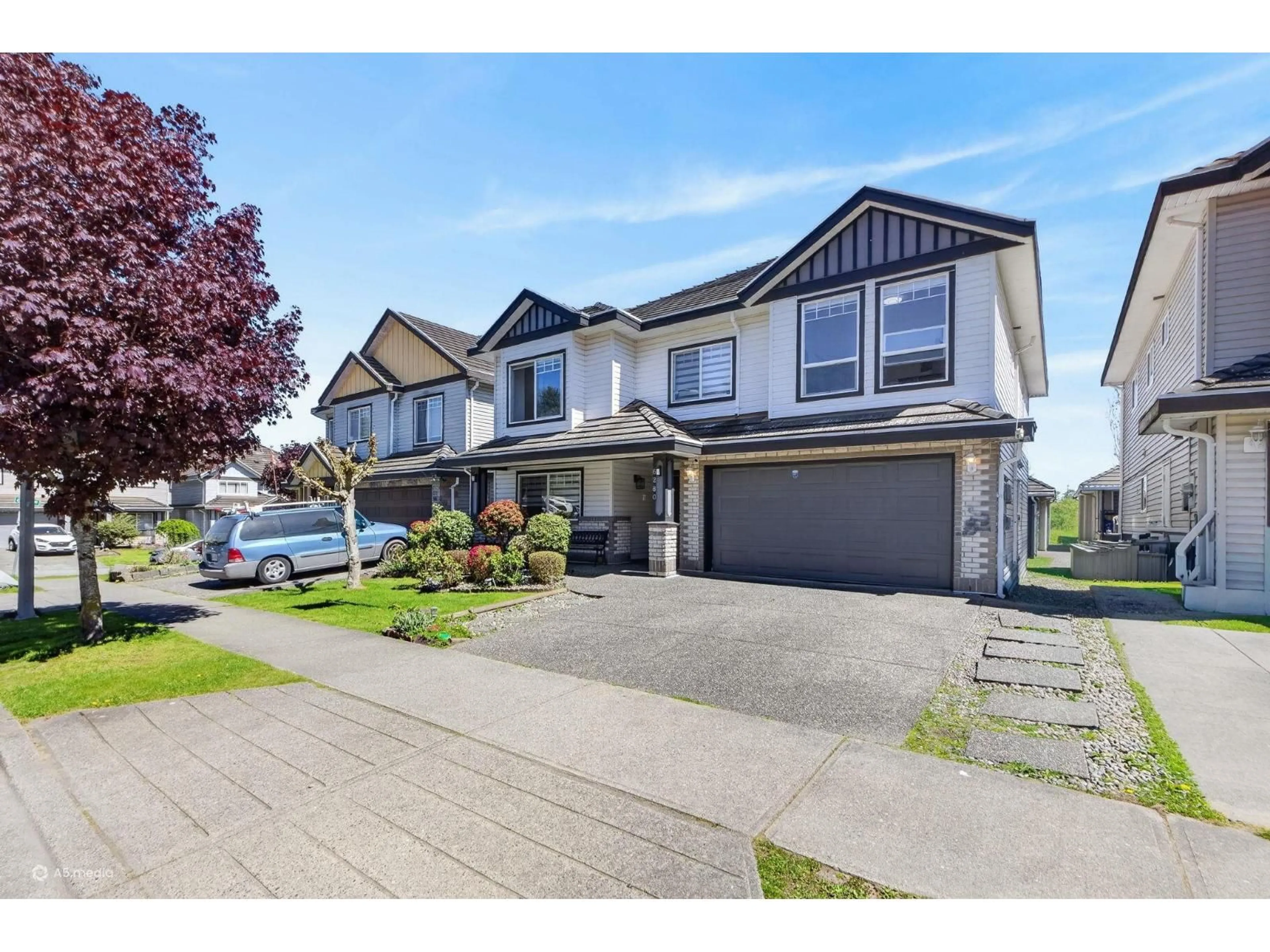 A pic from outside/outdoor area/front of a property/back of a property/a pic from drone, street for 6280 137B STREET, Surrey British Columbia V3X3R1