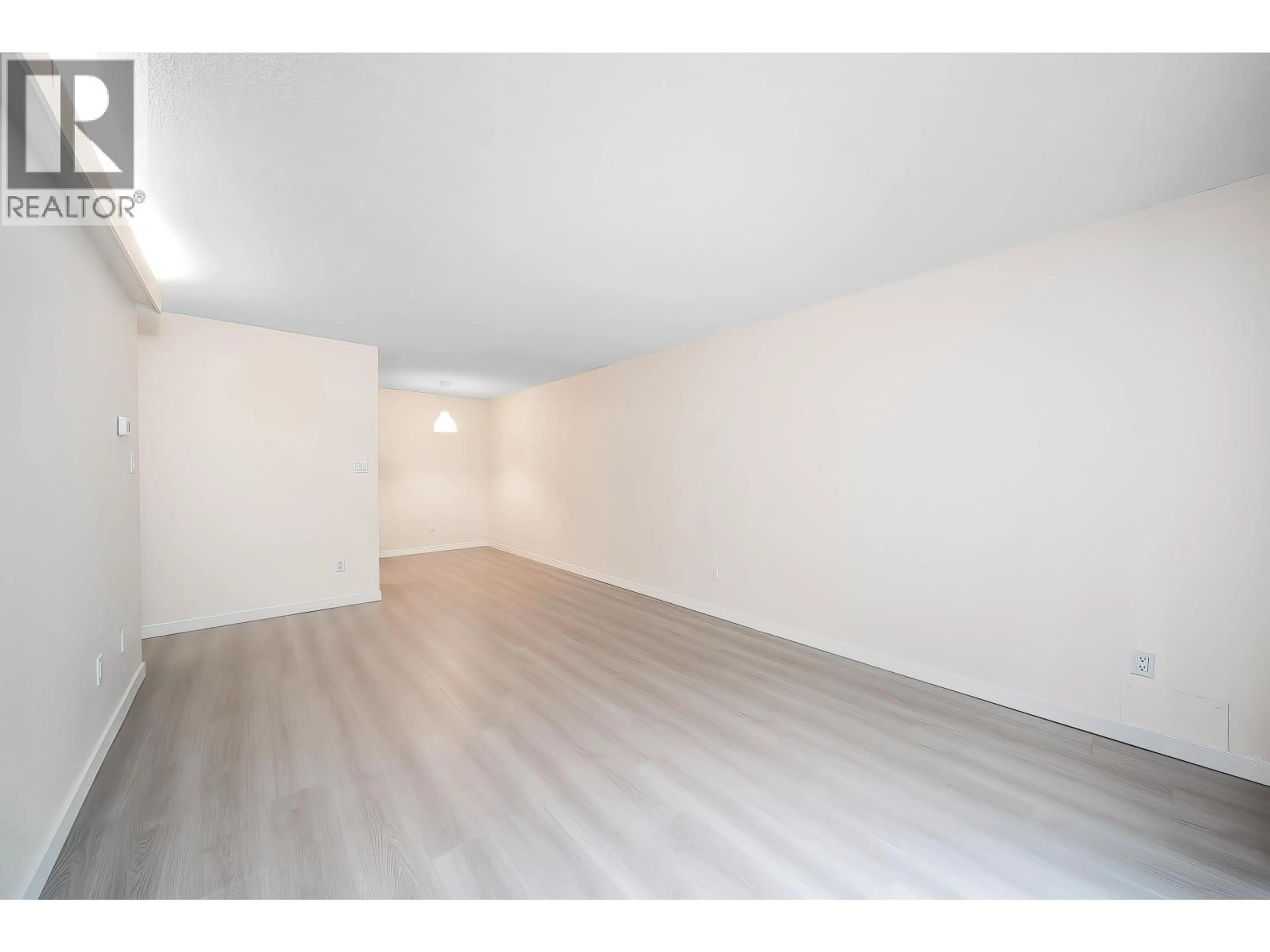 A pic of a room for 326 - 8500 LANSDOWNE ROAD, Richmond British Columbia V6X3G4