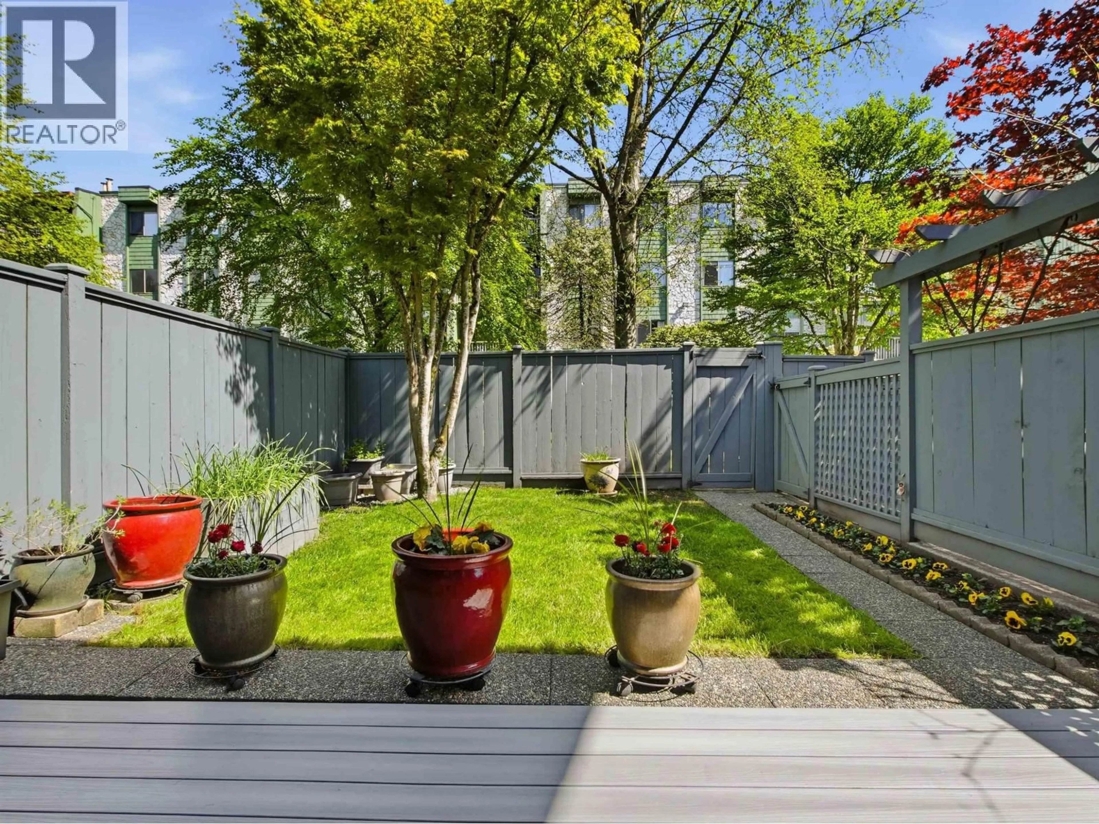 Patio, street for 3862 PENTLAND COURT, Burnaby British Columbia V3N4L4