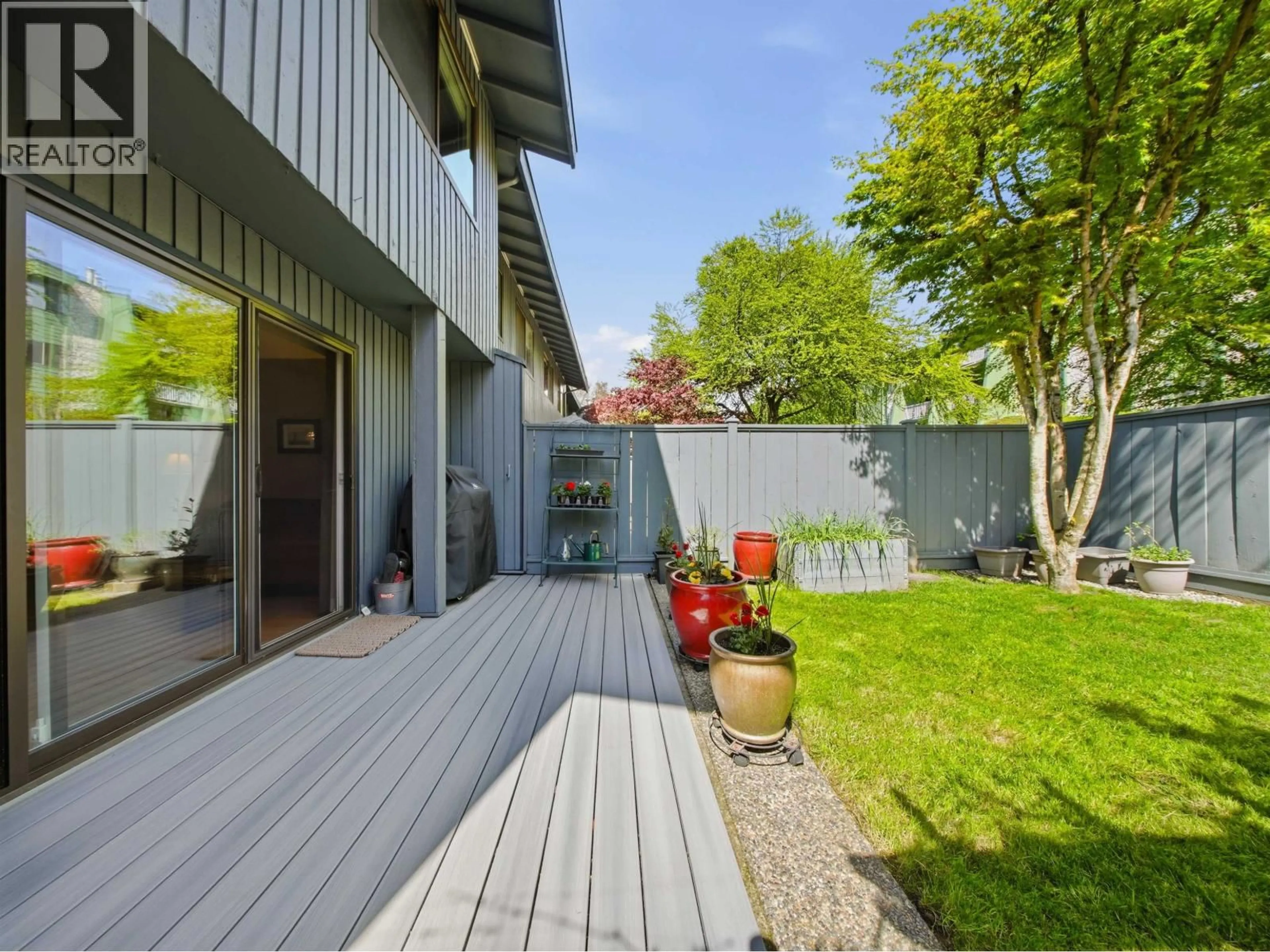 Patio, street for 3862 PENTLAND COURT, Burnaby British Columbia V3N4L4