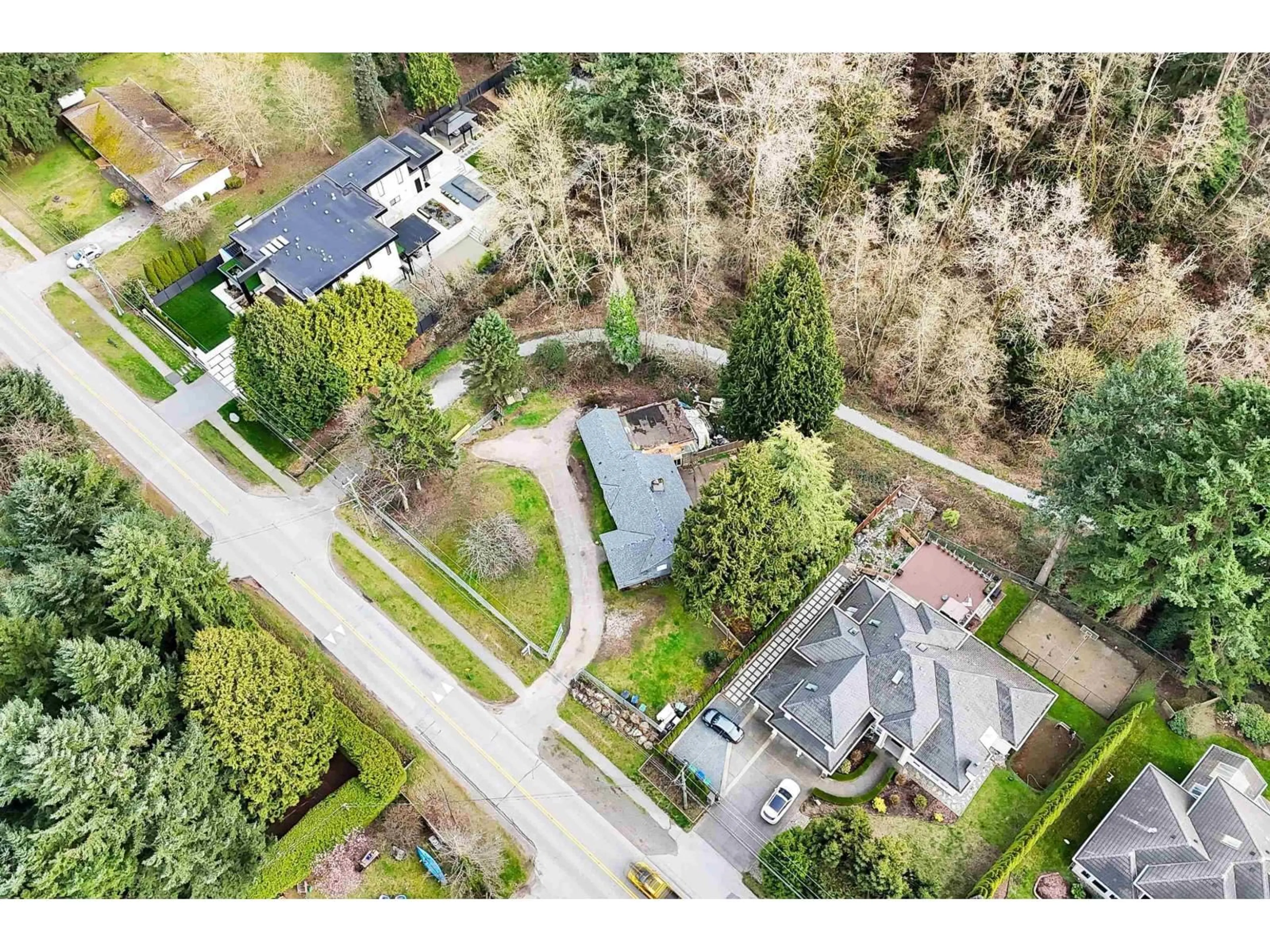 A pic from outside/outdoor area/front of a property/back of a property/a pic from drone, street for 12136 NEW MCLELLAN ROAD, Surrey British Columbia V3X2X9