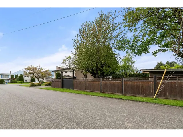 10218 OVAL DRIVE, Chilliwack 5