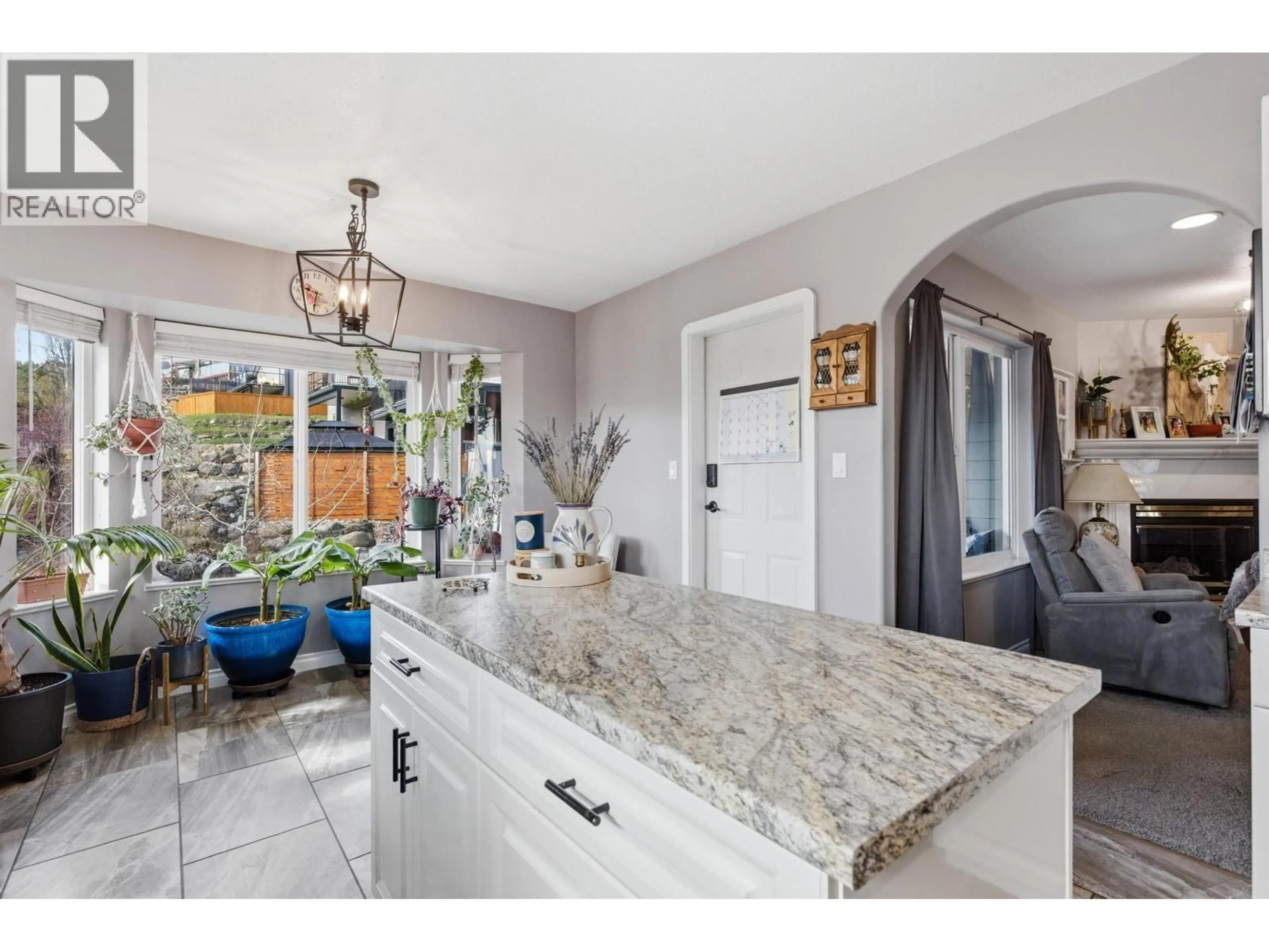 Open concept kitchen, ceramic/tile floor for 159 WESTRIDGE DRIVE, Williams Lake British Columbia V2G5H8