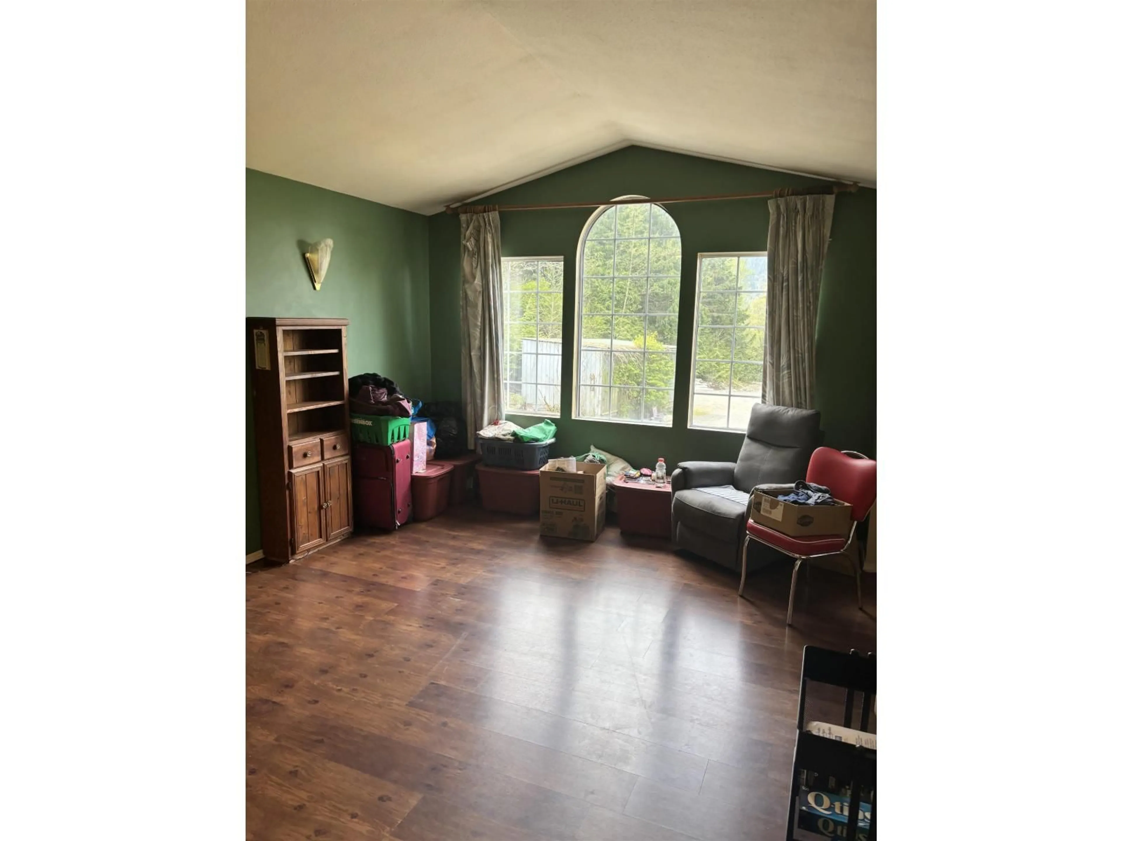 A pic of a room for 37710 BATT ROAD, Abbotsford British Columbia V3G2L3