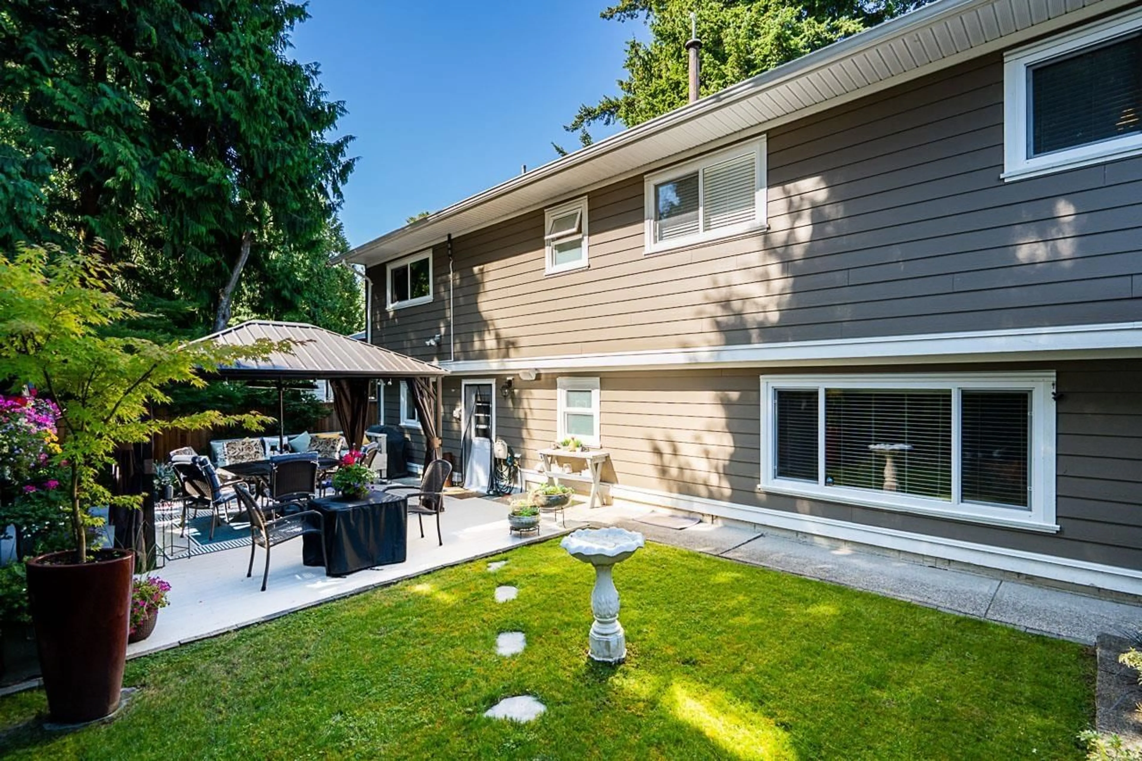 Unknown for 1542 128 STREET, Surrey British Columbia V4A3T7