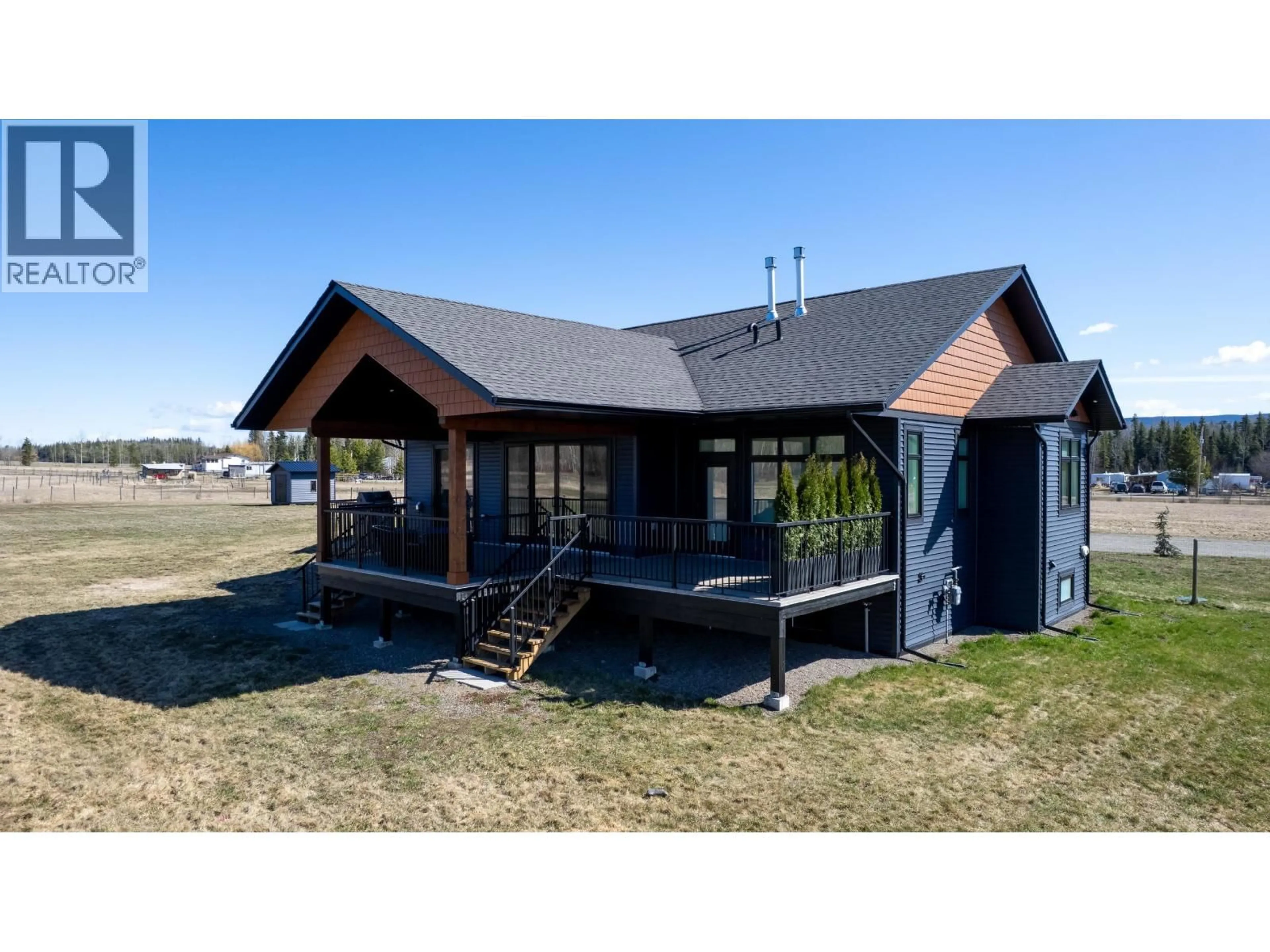 Home with vinyl exterior material, building for 7400 TABORVIEW DRIVE, Prince George British Columbia V2N5W4