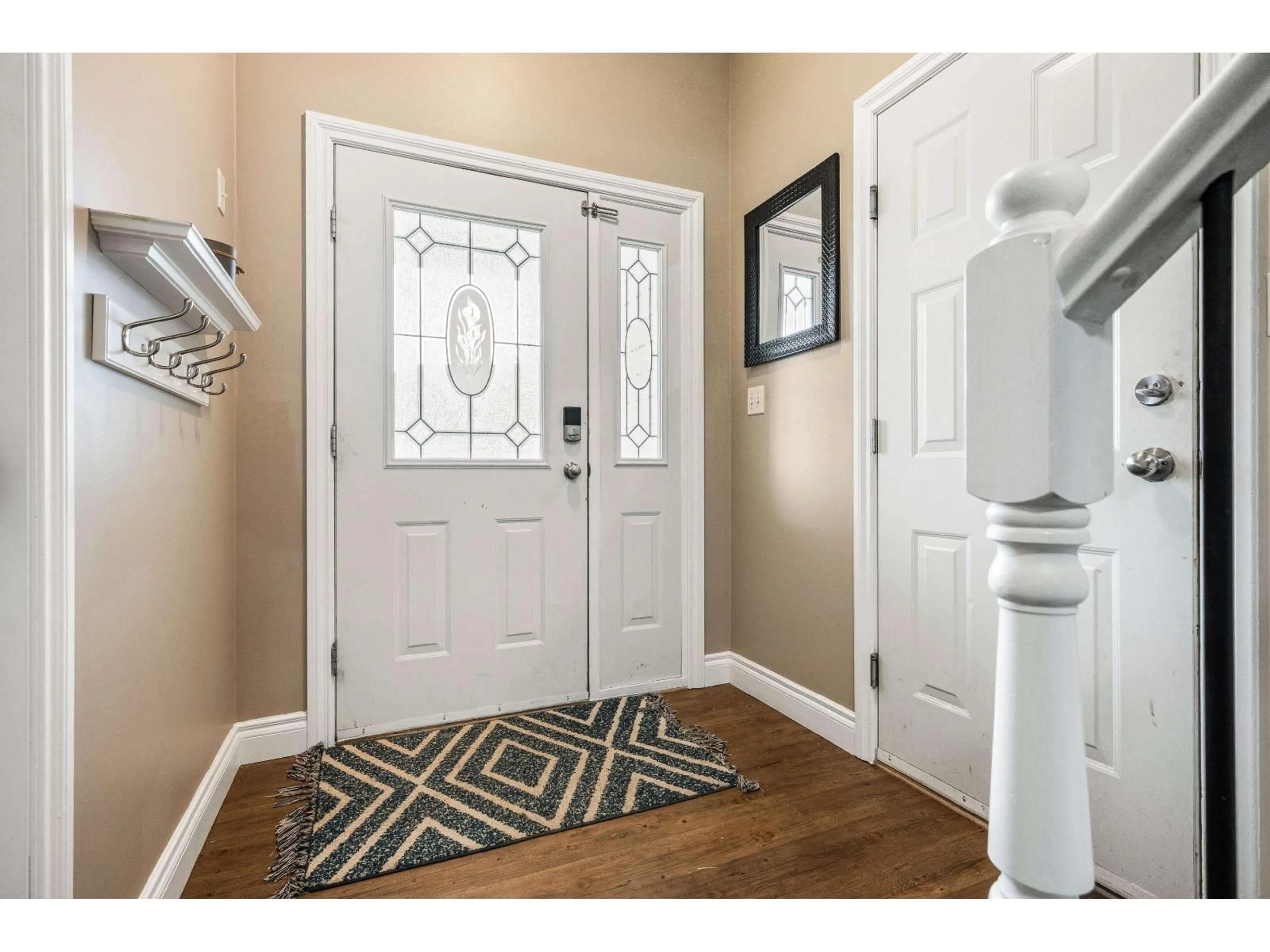 Indoor entryway for 5369 TESKEY ROAD, Chilliwack British Columbia V2R5M9