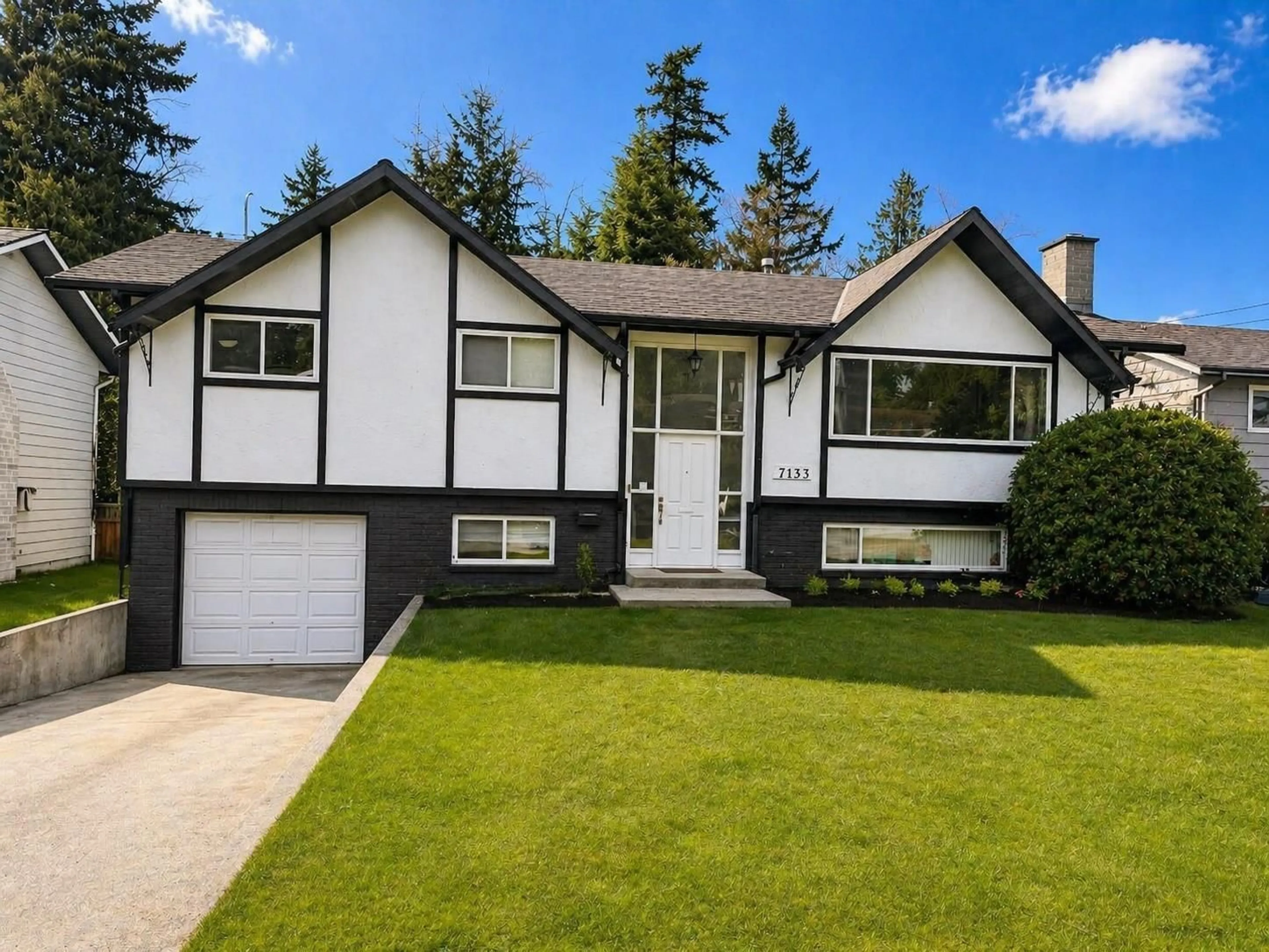 Home with vinyl exterior material, street for 7133 114A STREET, Delta British Columbia V4E1X3