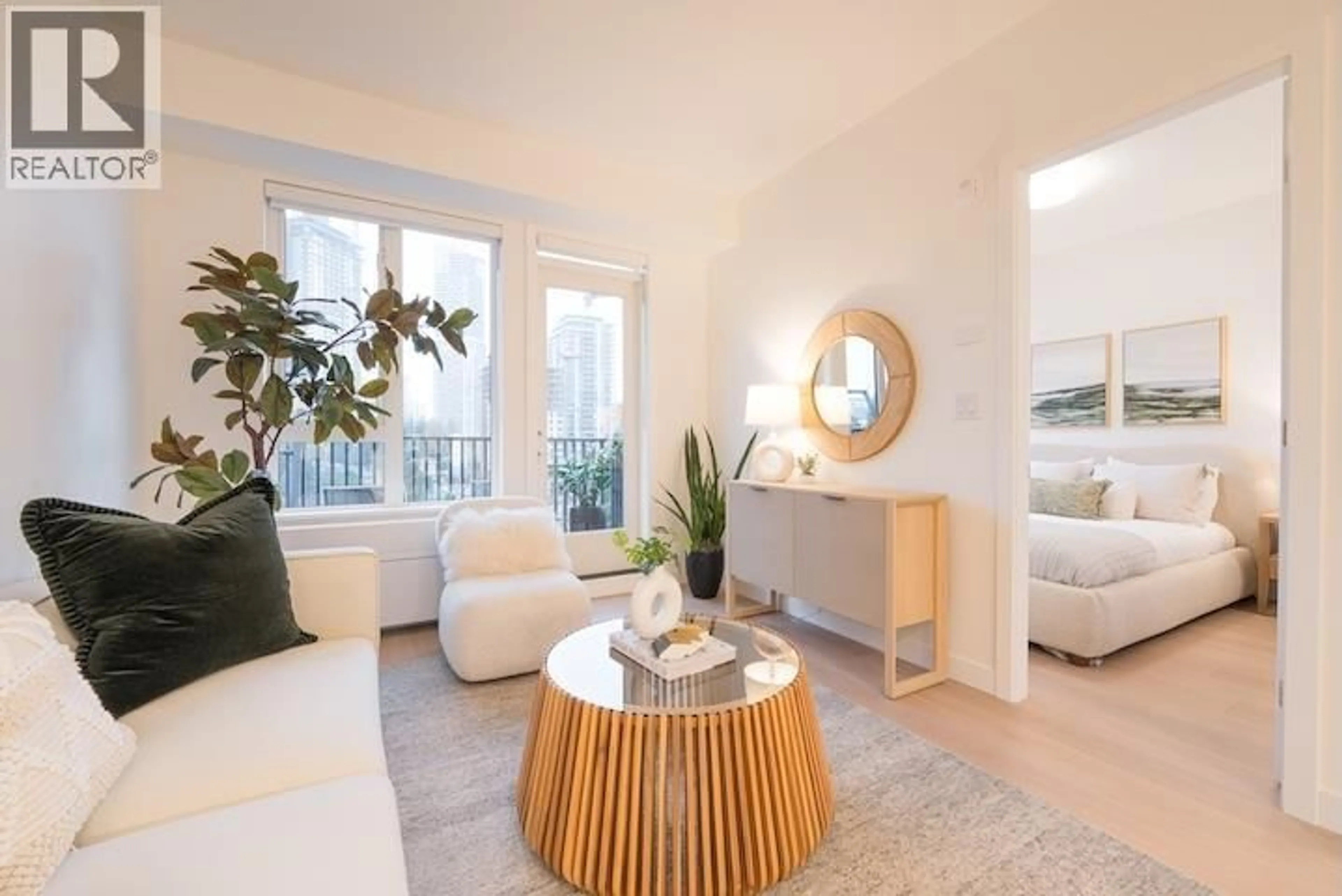 Living room with furniture, unknown for 203 - 585 KEMSLEY AVENUE, Coquitlam British Columbia V3J3Z1