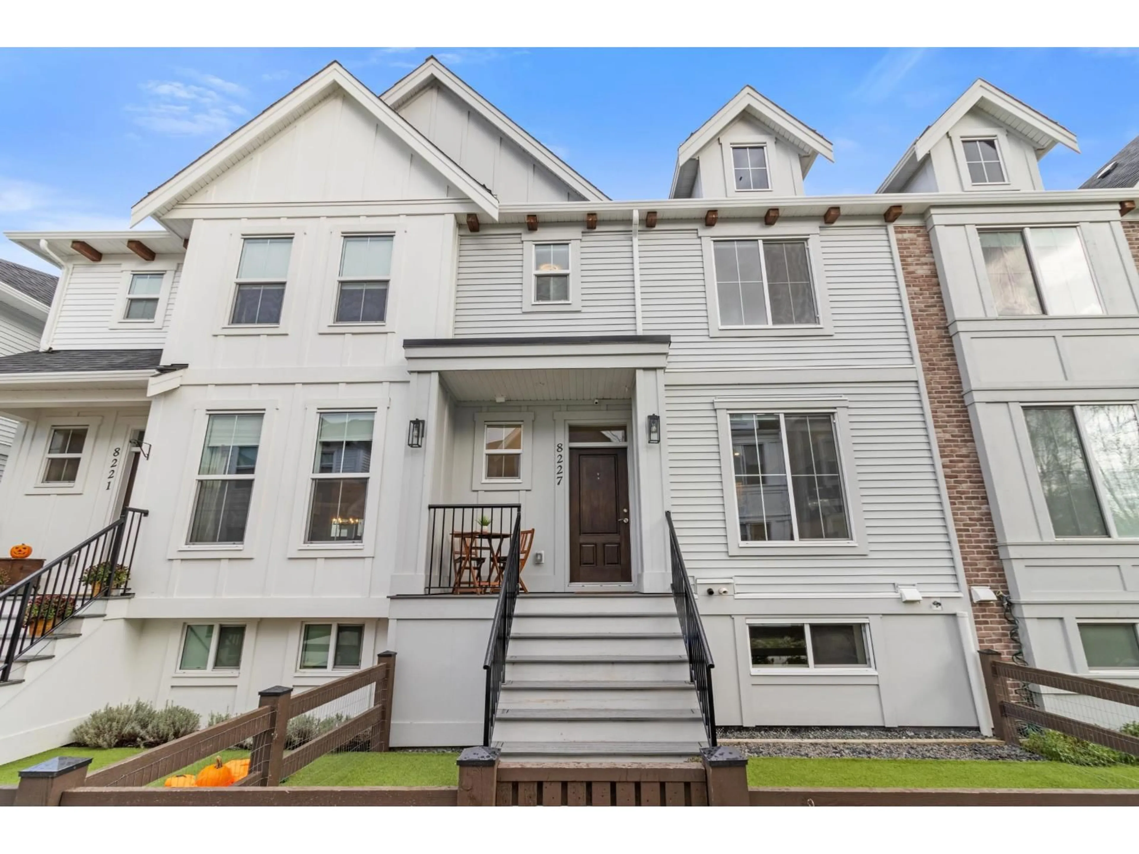 Home with vinyl exterior material, street for 8227 FOXFERN ROAD, Chilliwack British Columbia V2R6H9