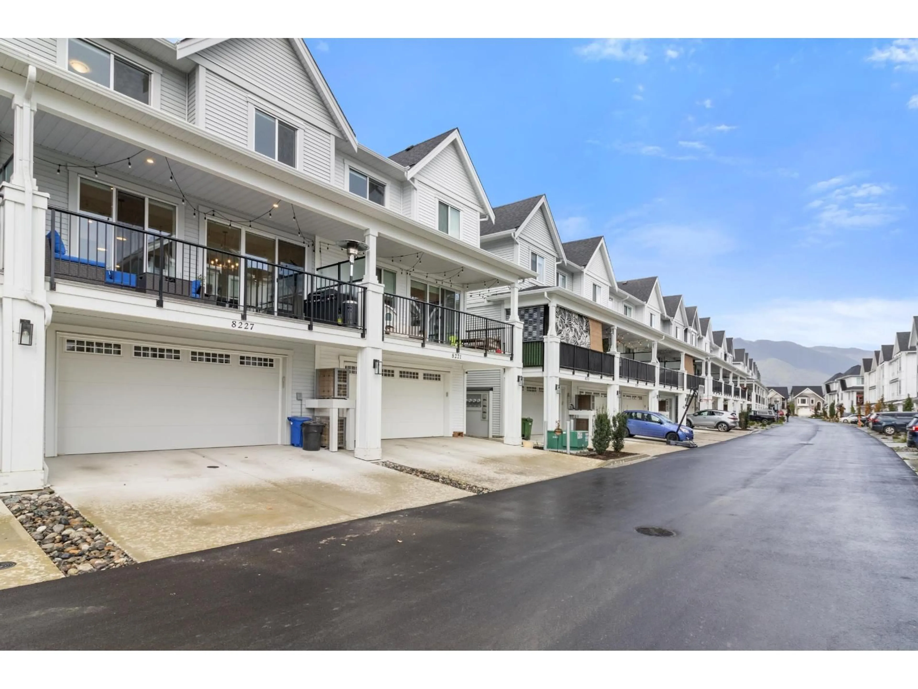 Unknown for 8227 FOXFERN ROAD, Chilliwack British Columbia V2R6H9