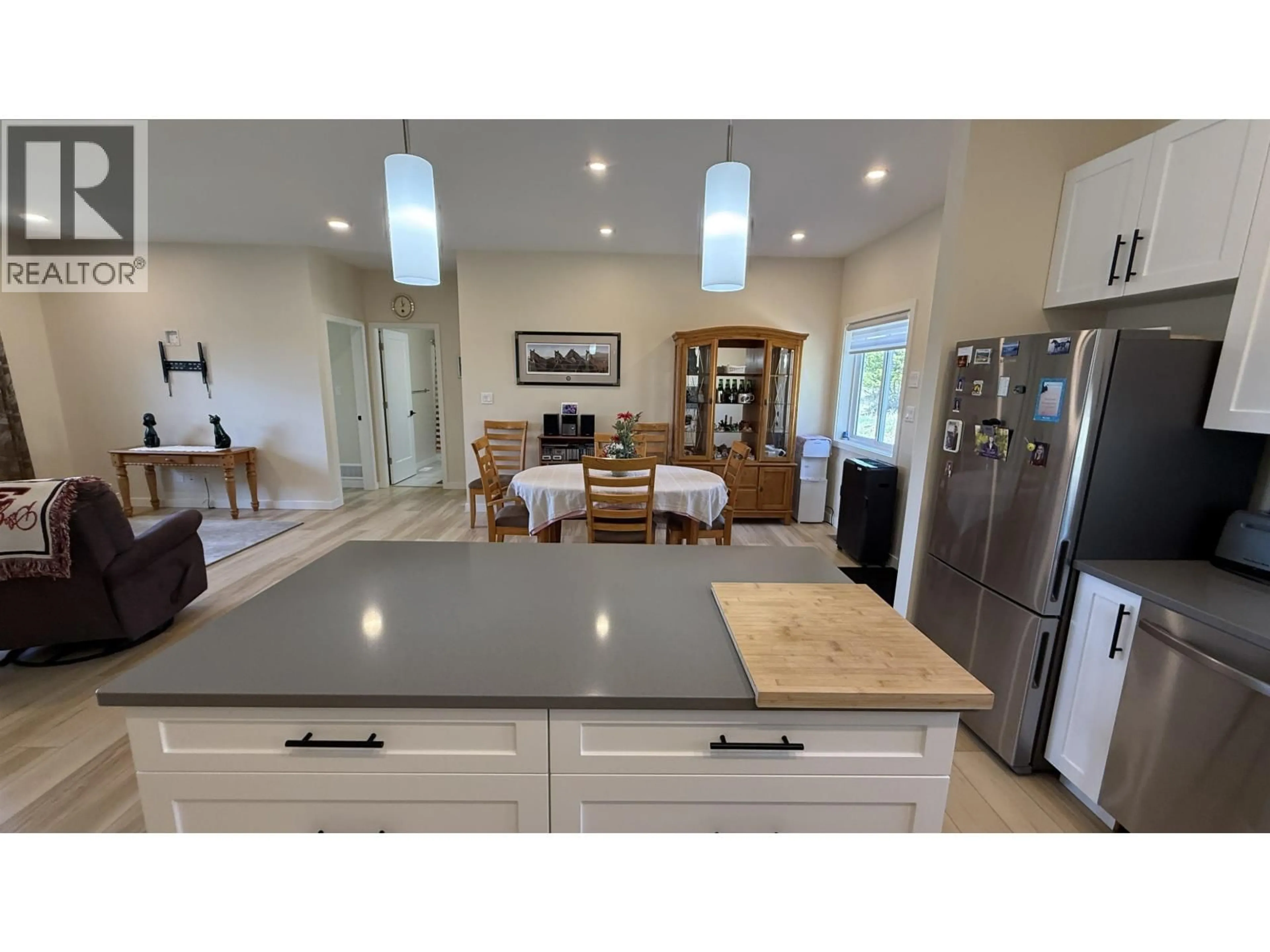 Open concept kitchen, unknown for 3791 DODGE ROAD, Lac La Hache British Columbia V0K1T1