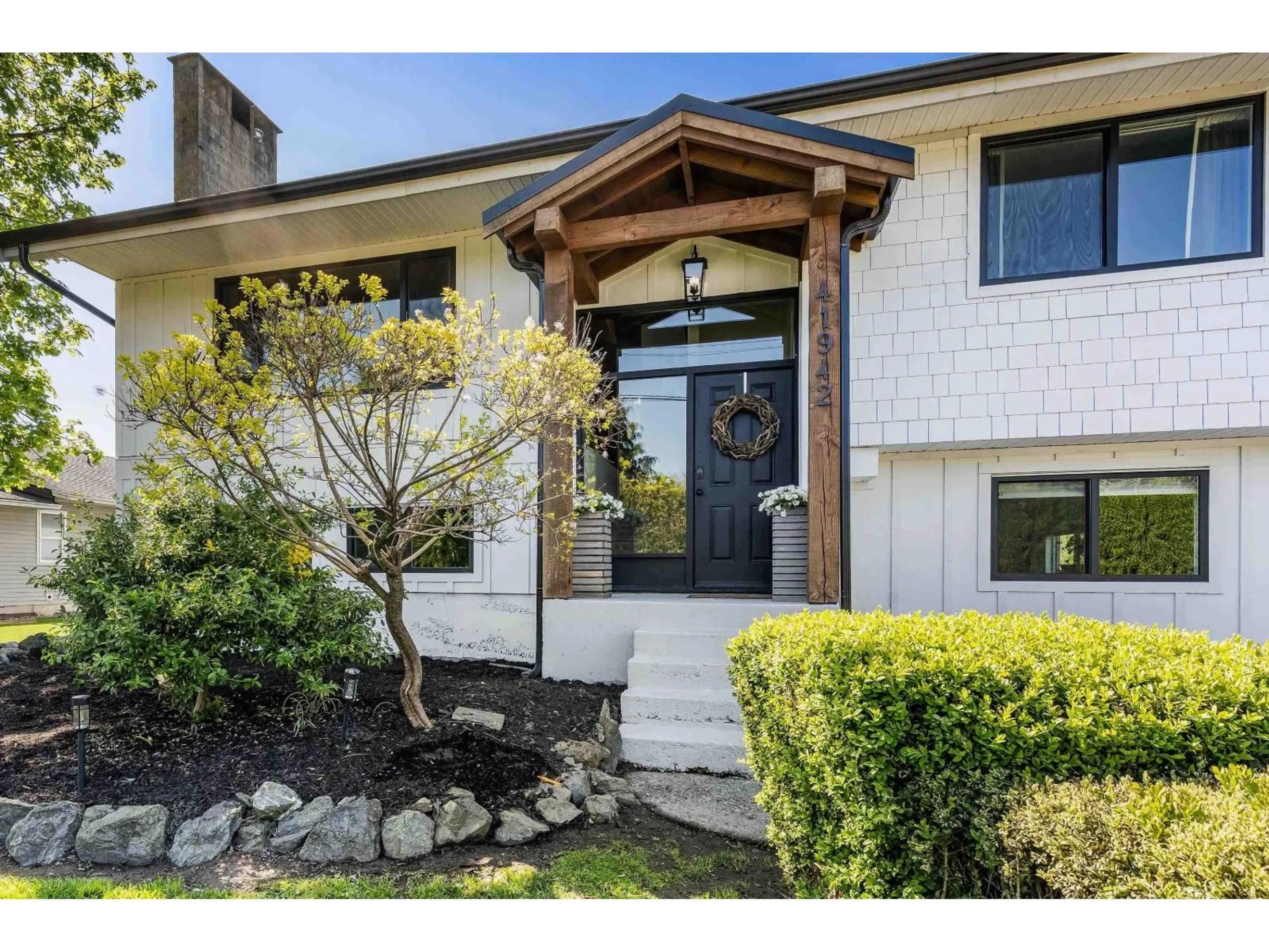 Indoor entryway for 41942 SOUTH SUMAS ROAD, Sardis - Greendale British Columbia V2R4K6