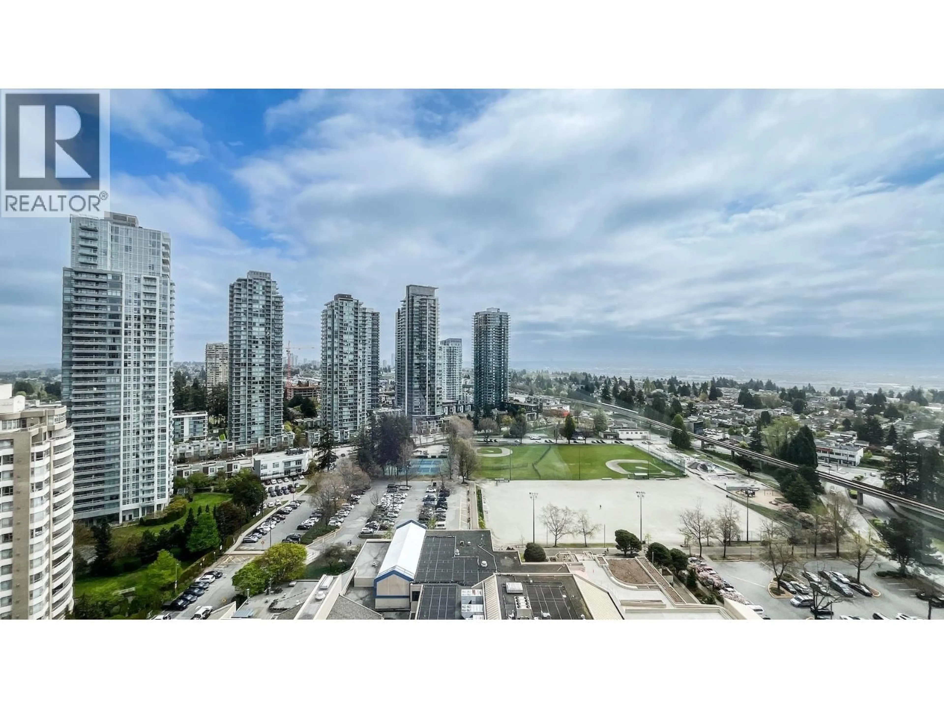 A pic from outside/outdoor area/front of a property/back of a property/a pic from drone, city buildings view from balcony for 2102 - 6521 BONSOR AVENUE, Burnaby British Columbia V5H4N3