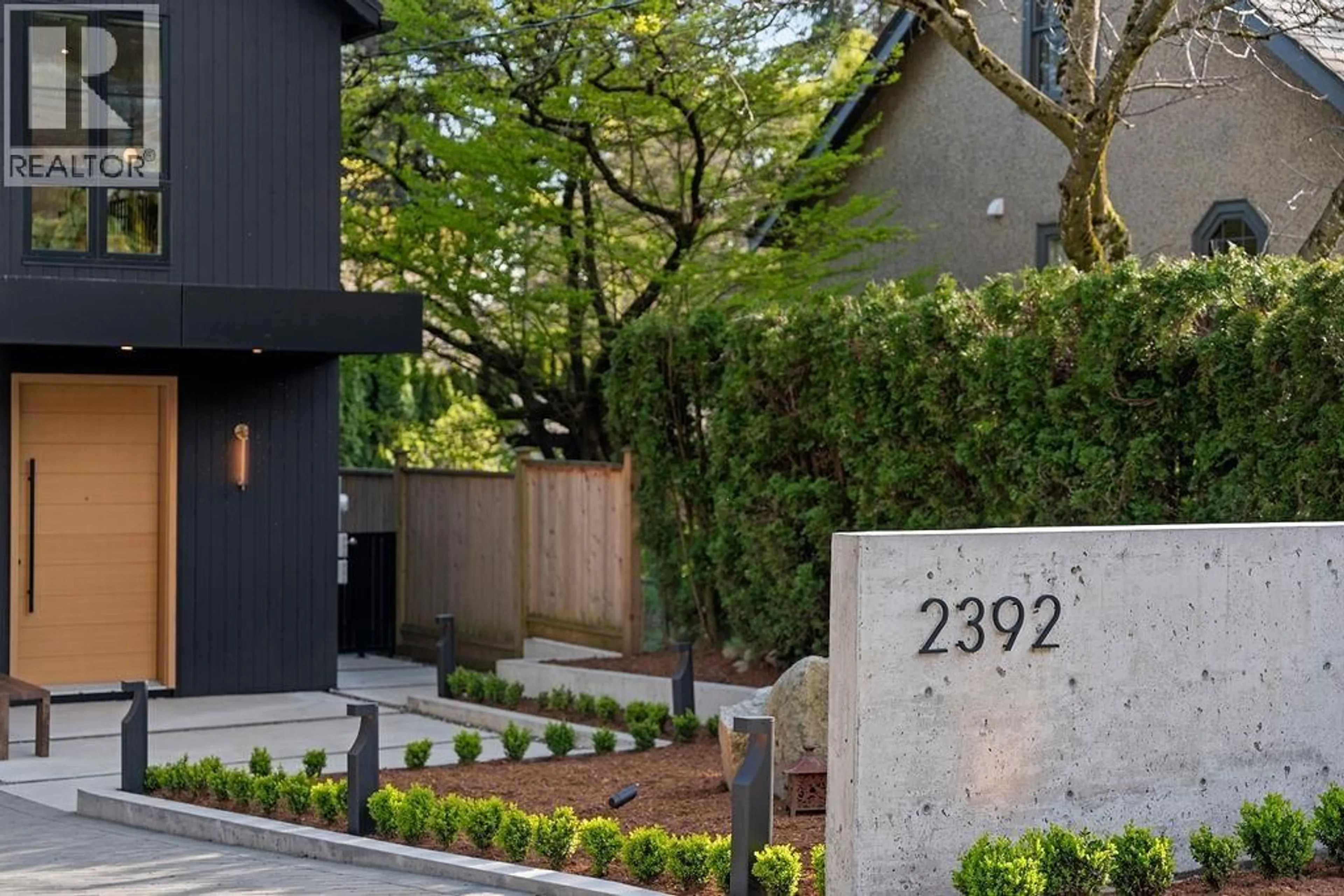 Unknown for 2392 LAWSON AVENUE, West Vancouver British Columbia V7V2E6