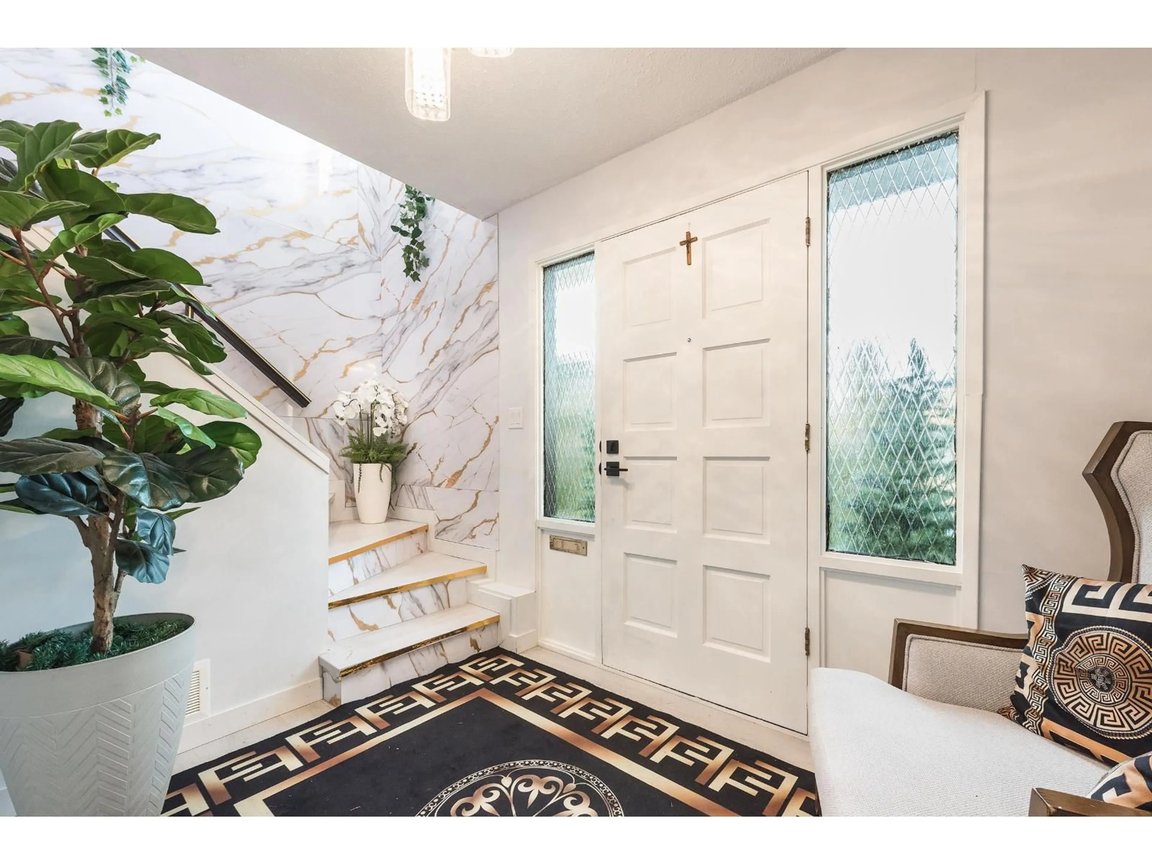 Indoor entryway for 9089 PEMBERTON PLACE, Delta British Columbia V4C3J6