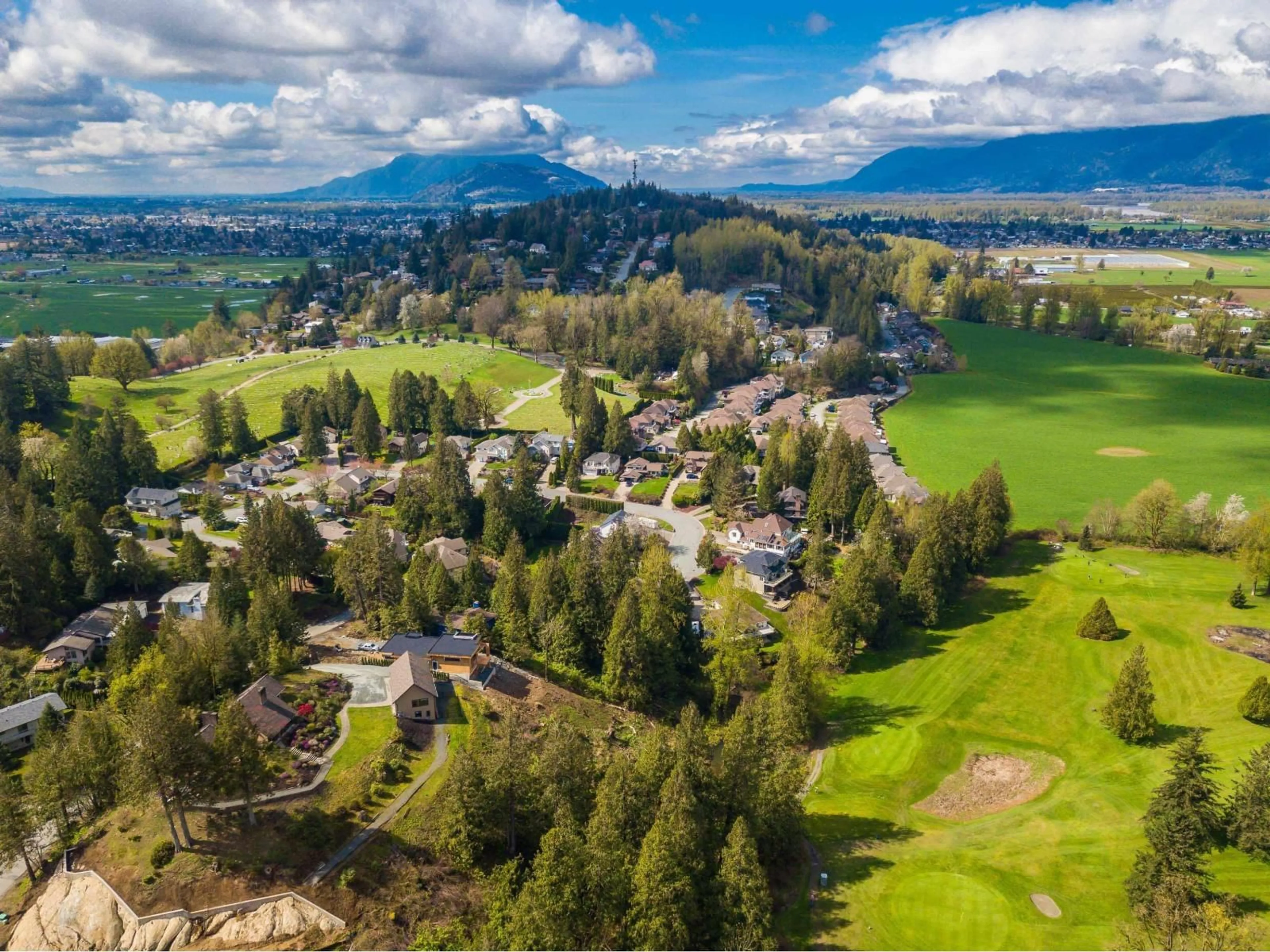 A pic from outside/outdoor area/front of a property/back of a property/a pic from drone, mountain view for 10030 TIMBERLINE PLACE, Chilliwack British Columbia V2P7N9