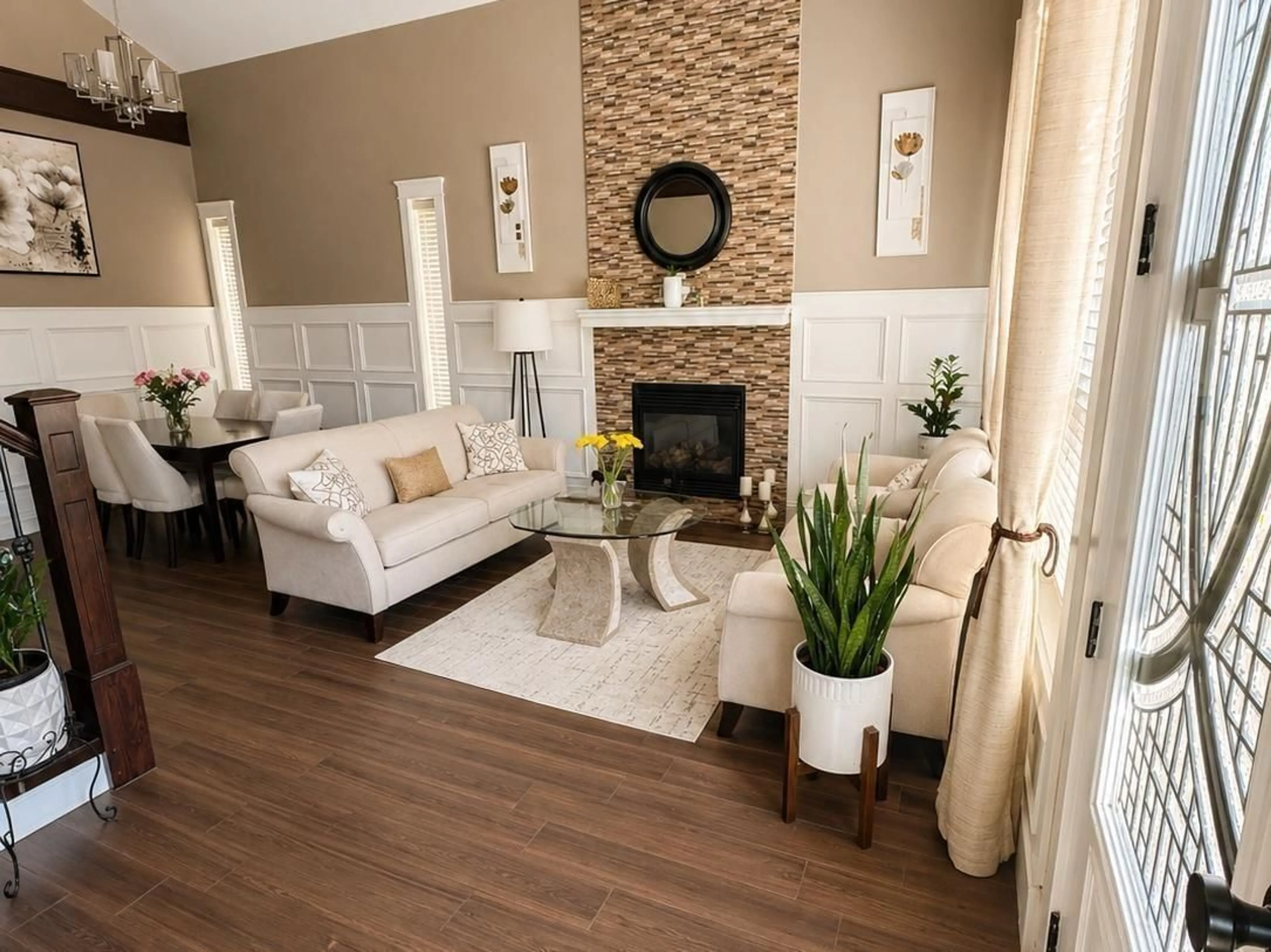 Living room with furniture, unknown for 5911 139A STREET, Surrey British Columbia V3W6L1