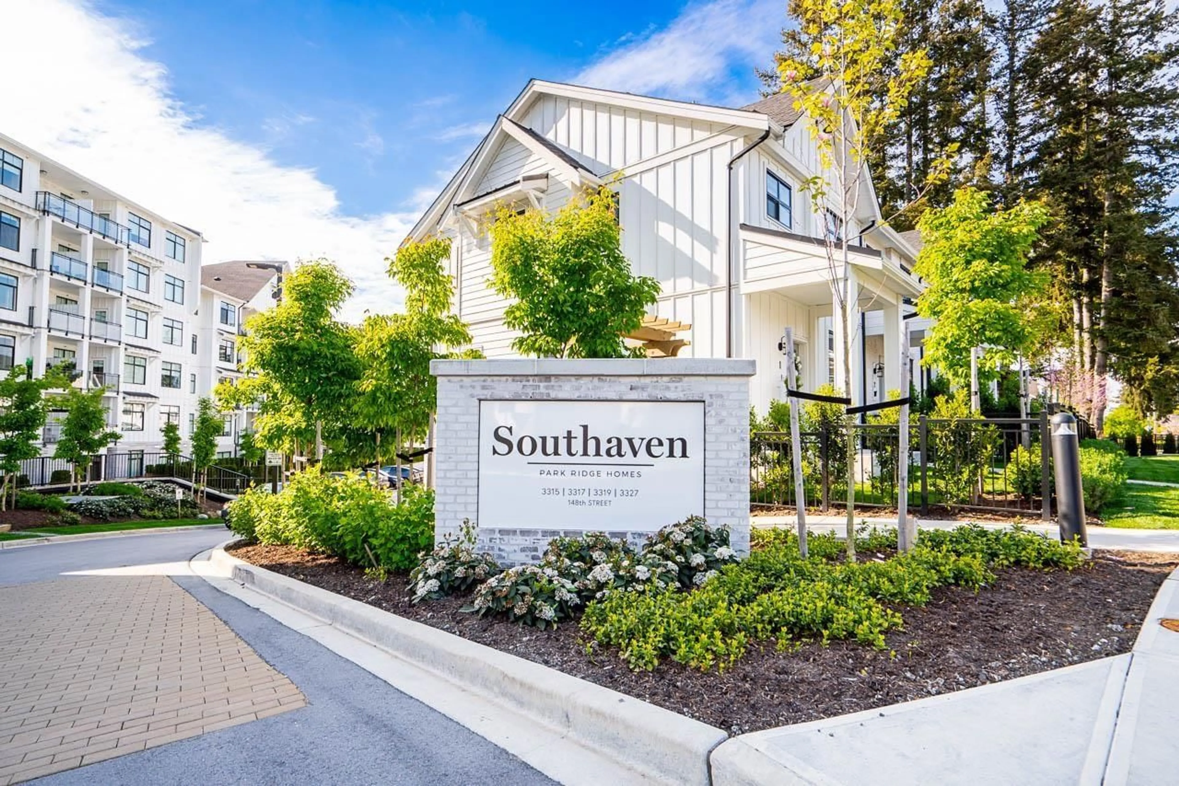 Home with vinyl exterior material, street for 201 - 3315 148 STREET, Surrey British Columbia V4P0H5