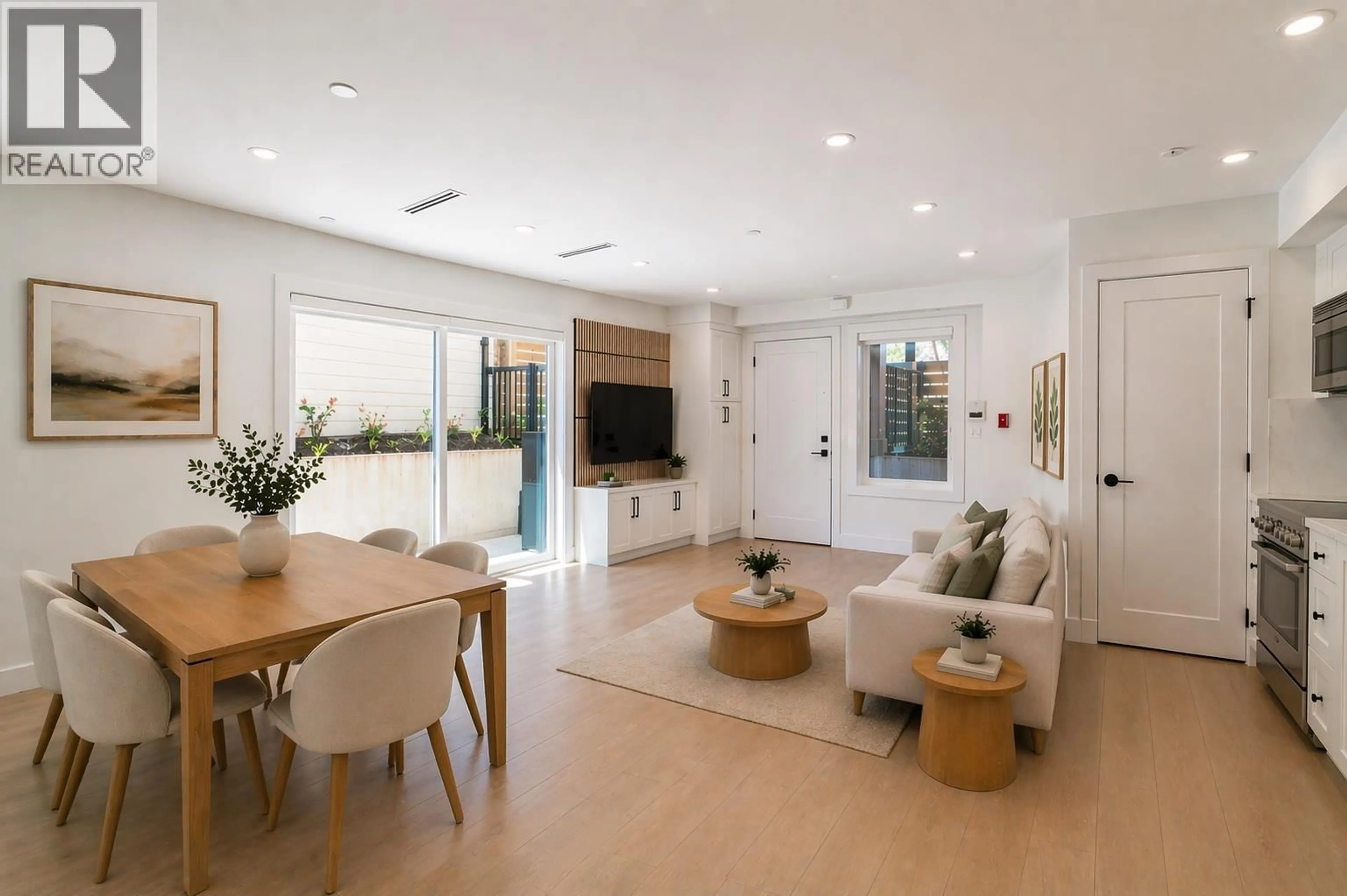 Living room with furniture, unknown for 4832 DUCHESS STREET, Vancouver British Columbia V5R3L6