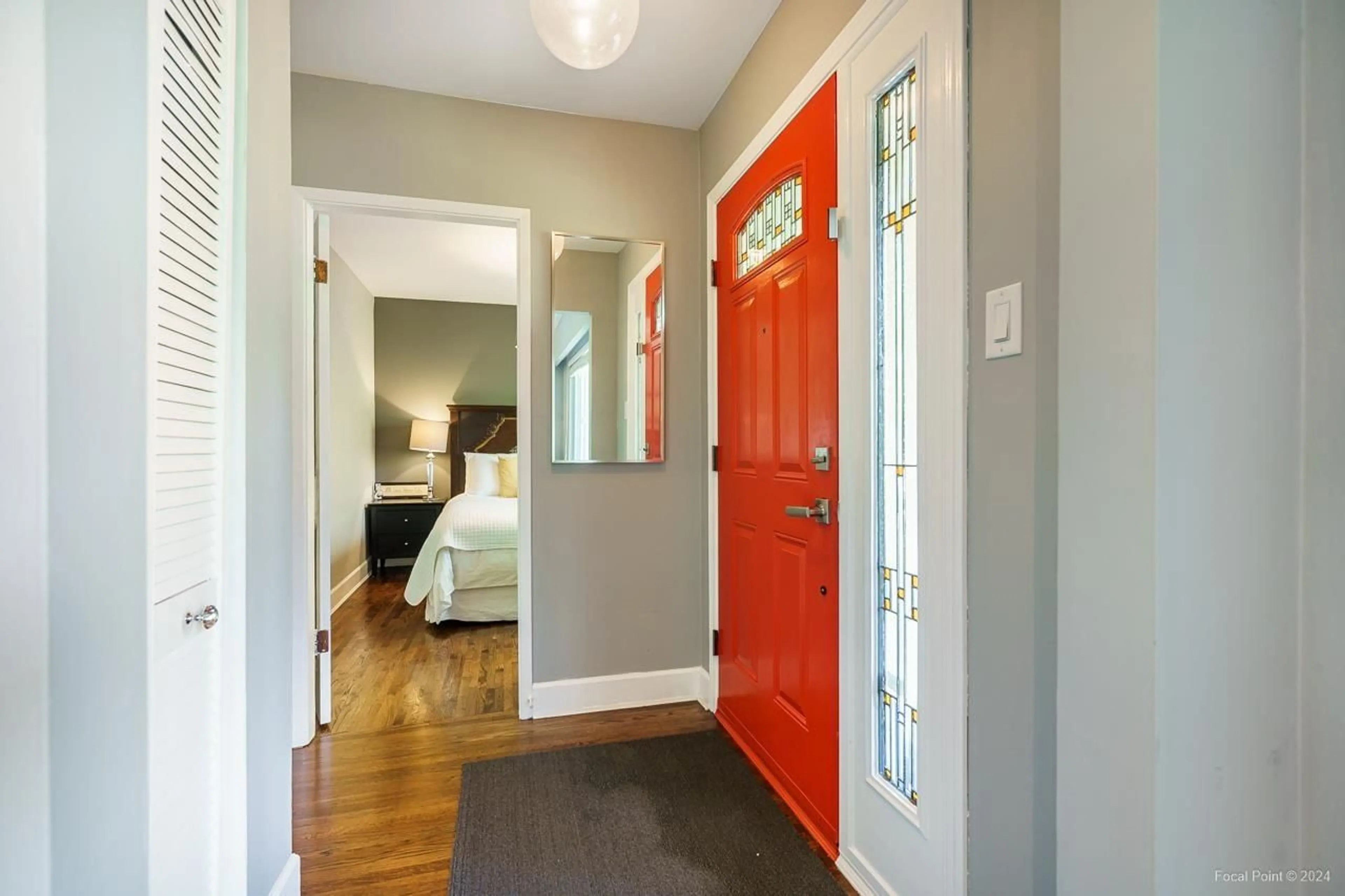 Indoor entryway for 11230 82 AVENUE, Delta British Columbia V4C2B7