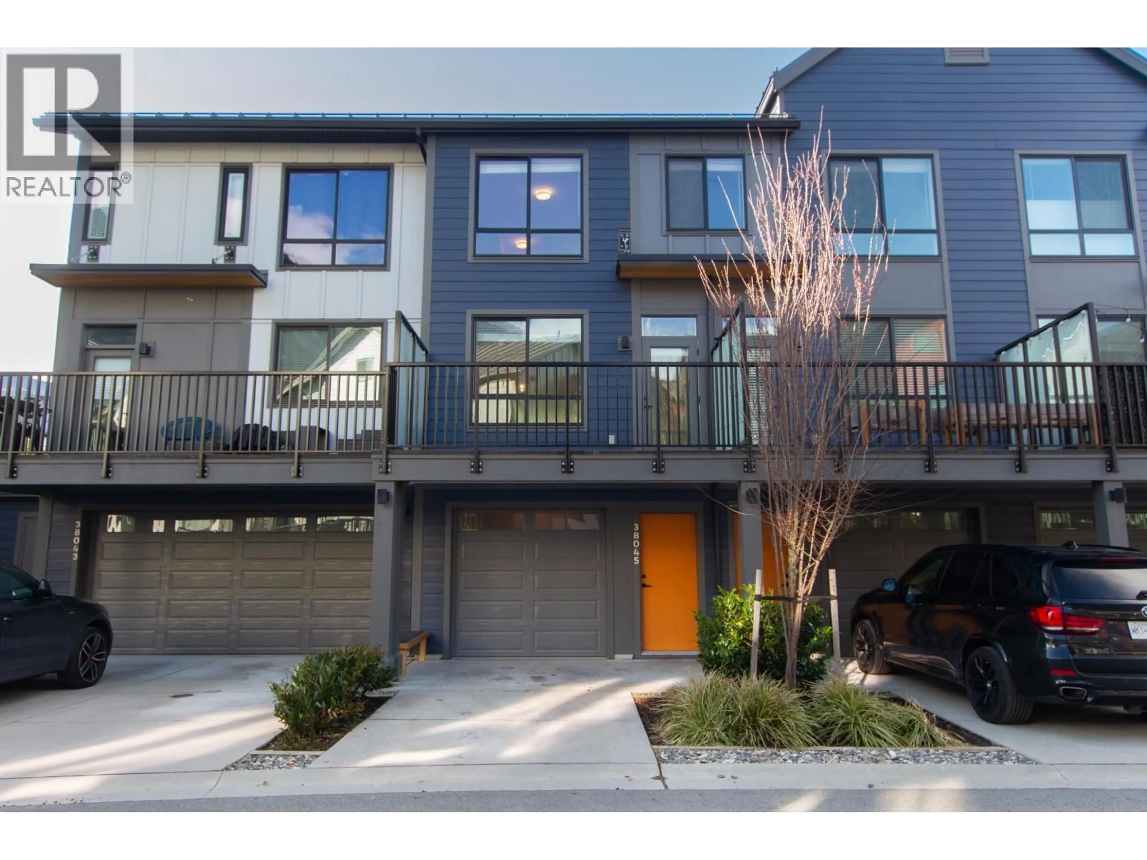 Home with brick exterior material, street for 38045 KEEL WAY, Squamish British Columbia V8B2A1