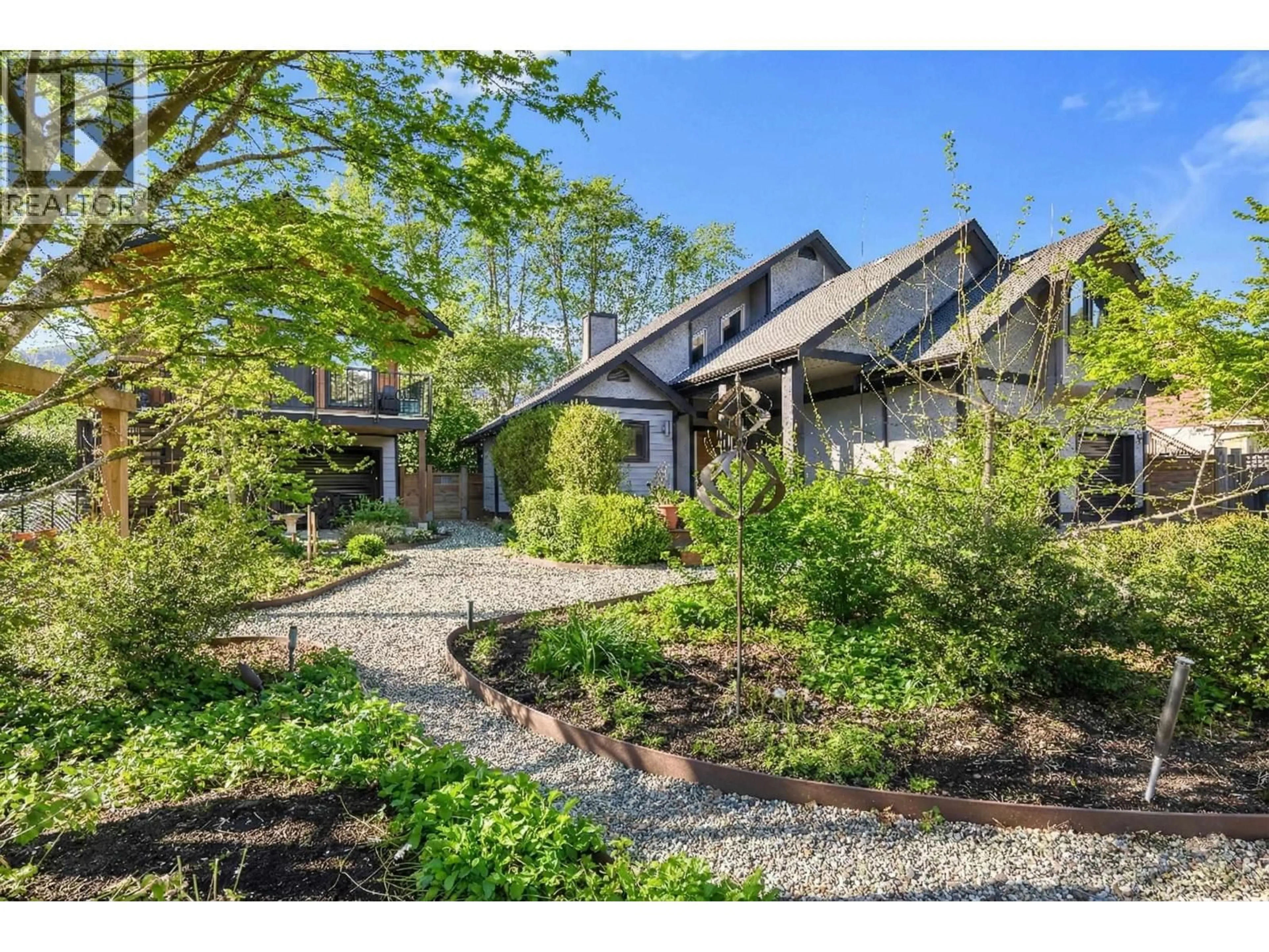 Unknown for 41281 MEADOW AVENUE, Squamish British Columbia V0N1T0