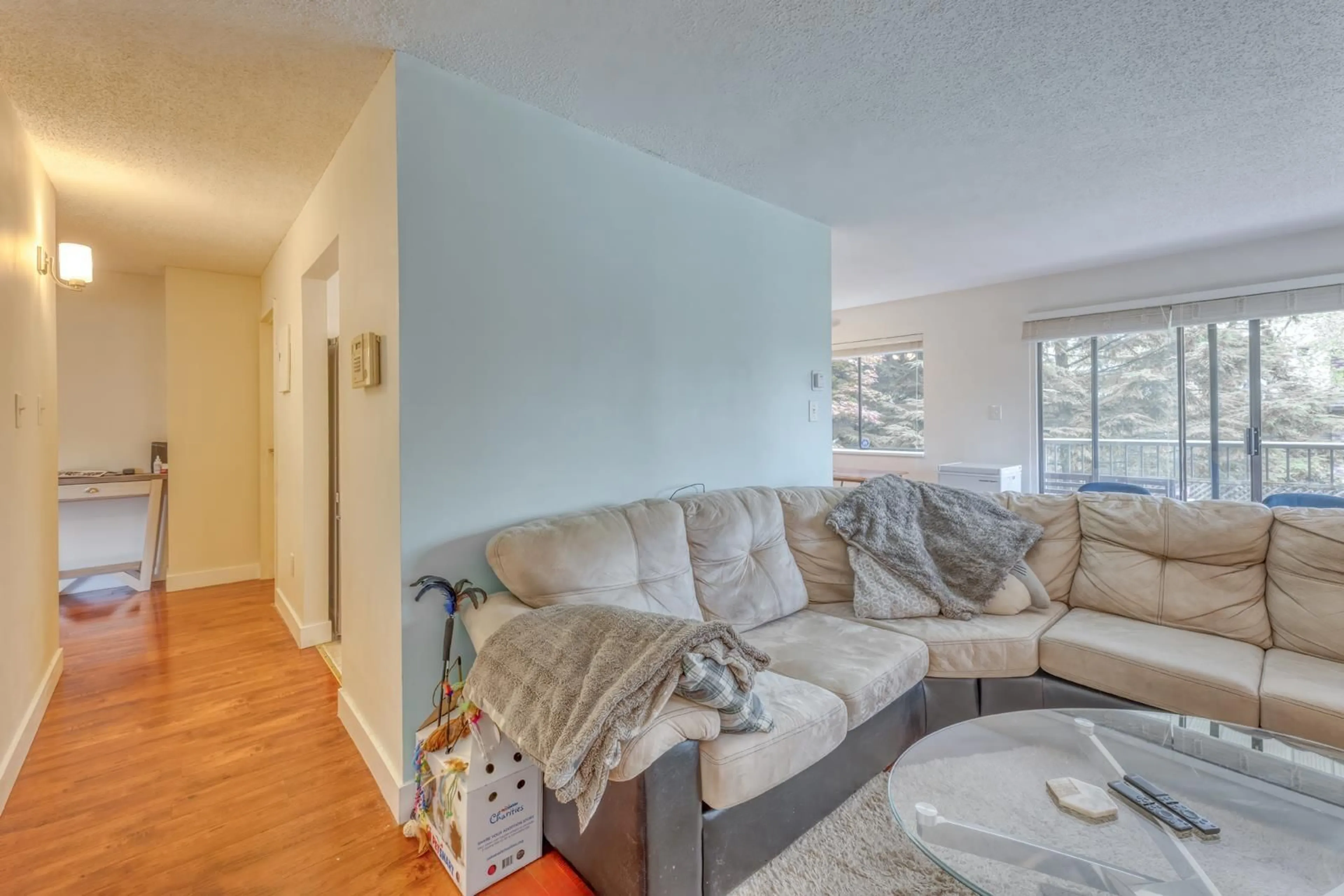 Living room with furniture, unknown for 205 - 7426 138TH, Surrey British Columbia V3W6G4