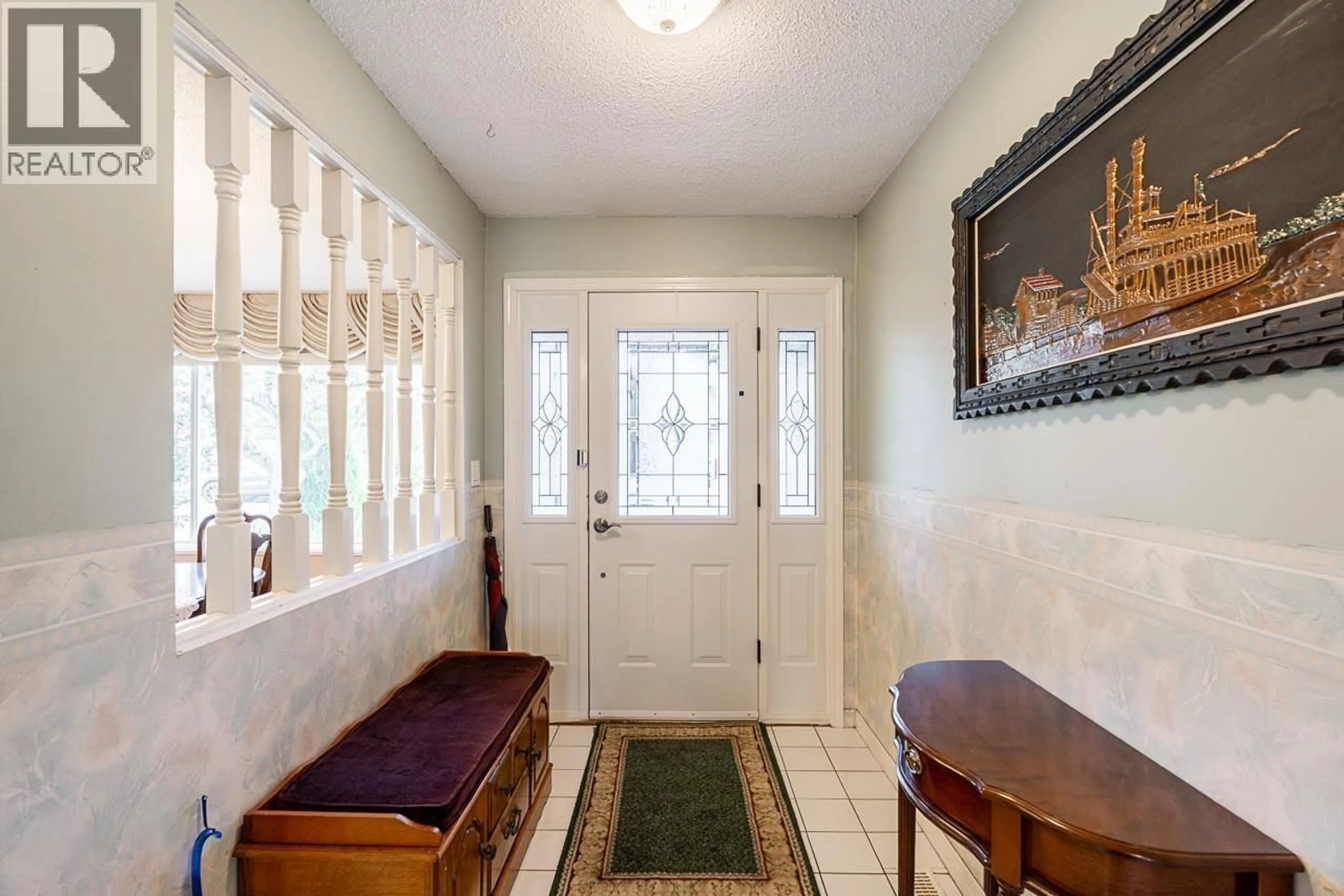 Indoor entryway for 3648 BAMFIELD DRIVE, Richmond British Columbia V6X3B5