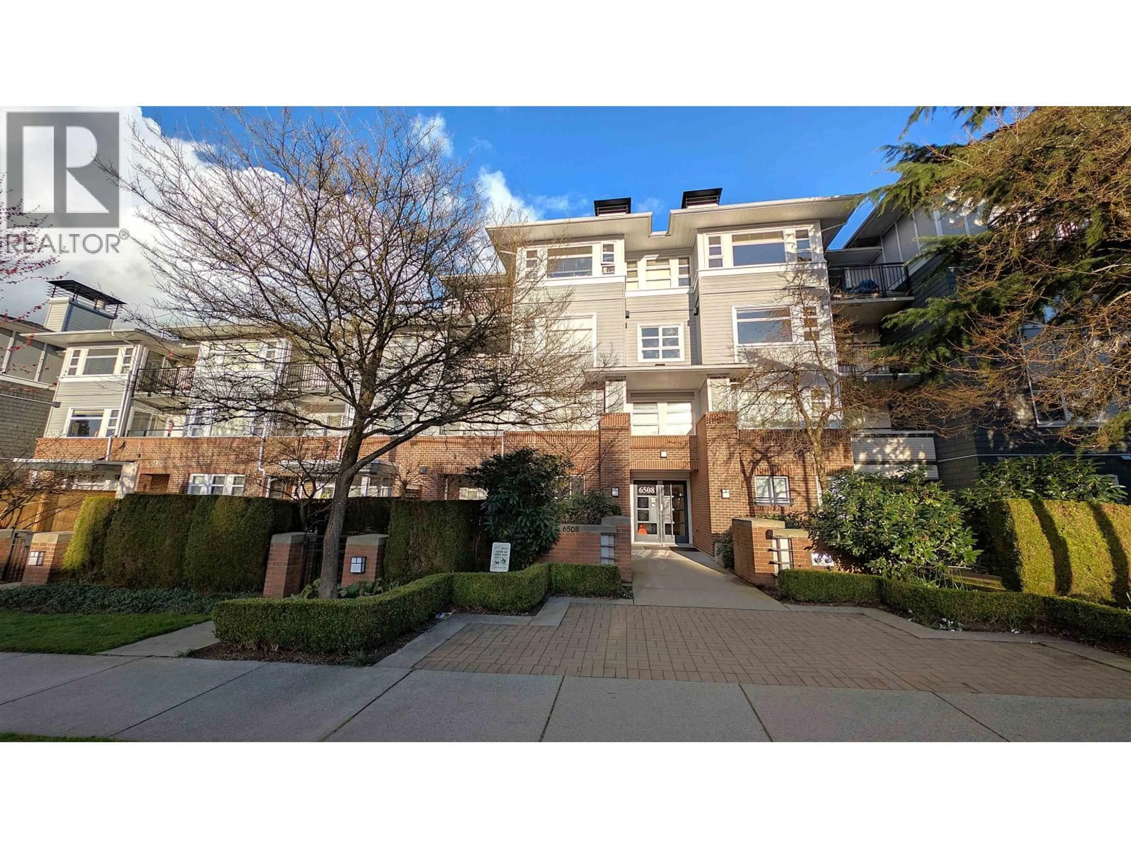 Unknown for 305 - 6508 DENBIGH AVENUE, Burnaby British Columbia V5H4W6