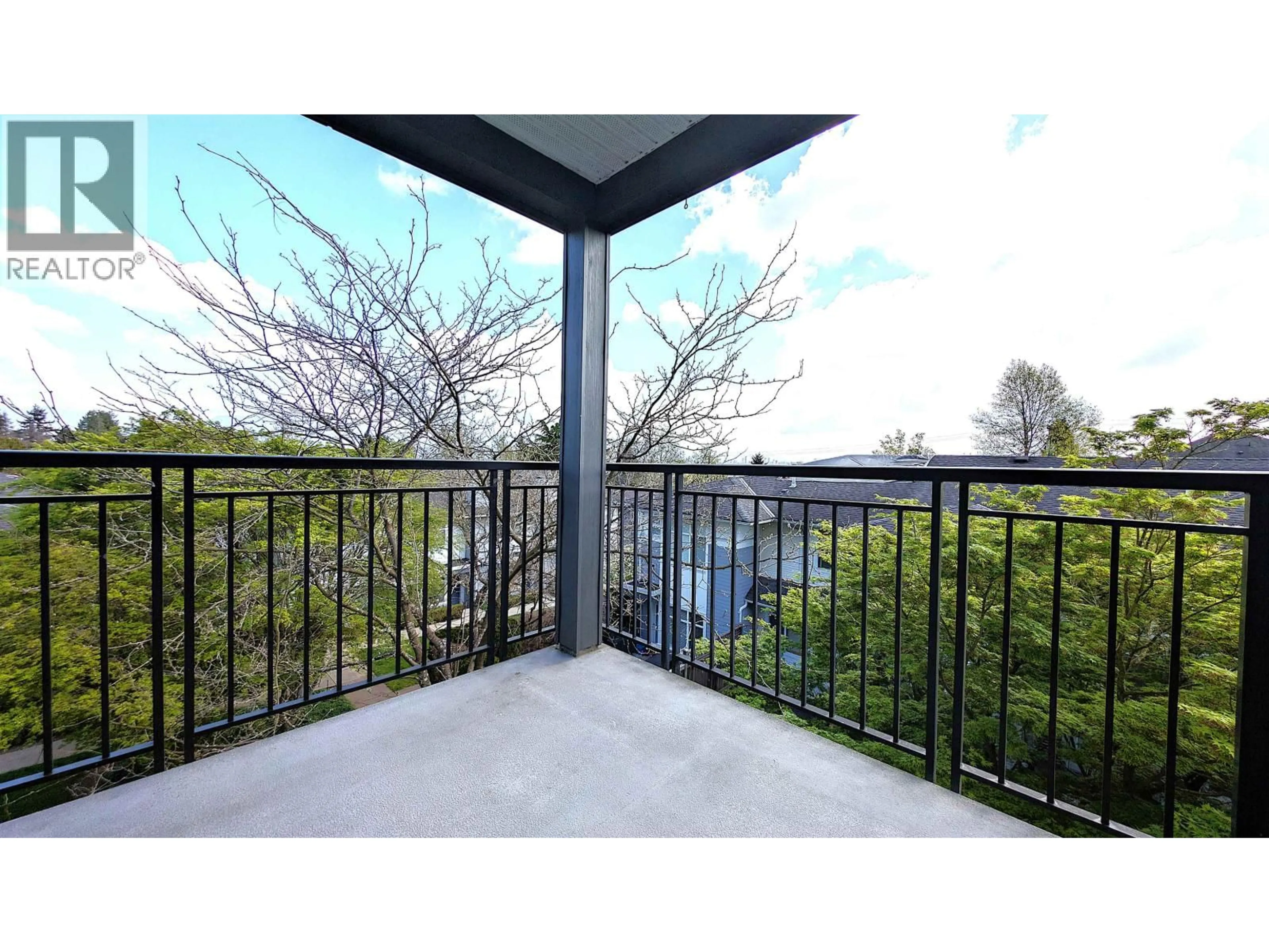 Balcony in the apartment, water/lake/river/ocean view for 305 - 6508 DENBIGH AVENUE, Burnaby British Columbia V5H4W6