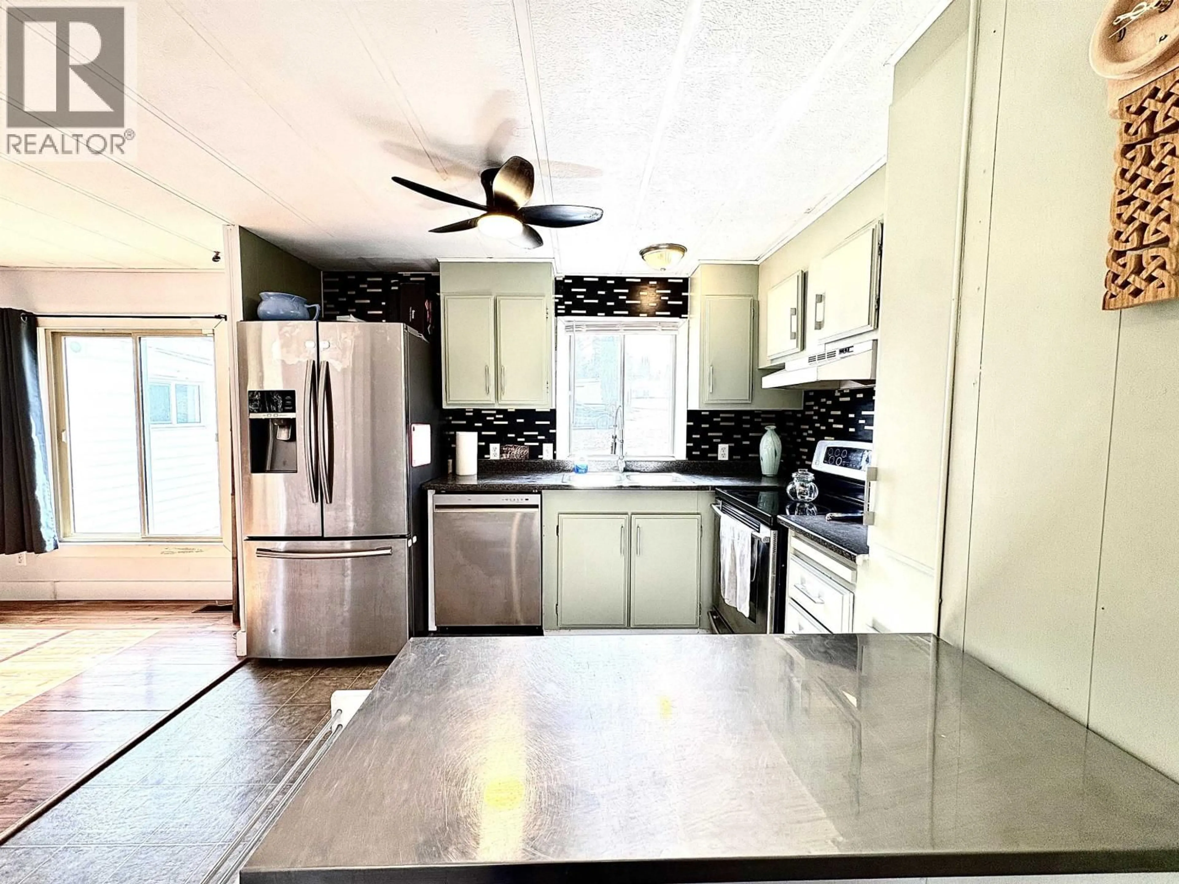 Open concept kitchen, ceramic/tile floor for 3952 DIAMOND DRIVE, Prince George British Columbia V2K3M4